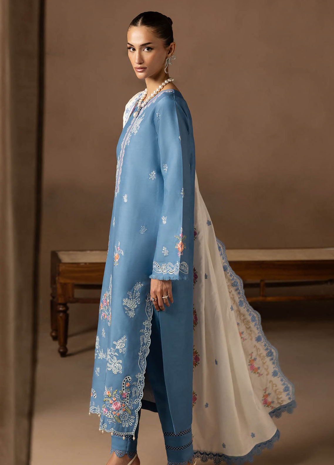 Sareen By Rajbari Premium Chikankari Viscose 3 Piece Unstitched Suit RB25S D-PVC-07 Sareen By Rajbari Premium Chikankari Viscose 3 Piece Unstitched Suit RB25S D-PVC-07