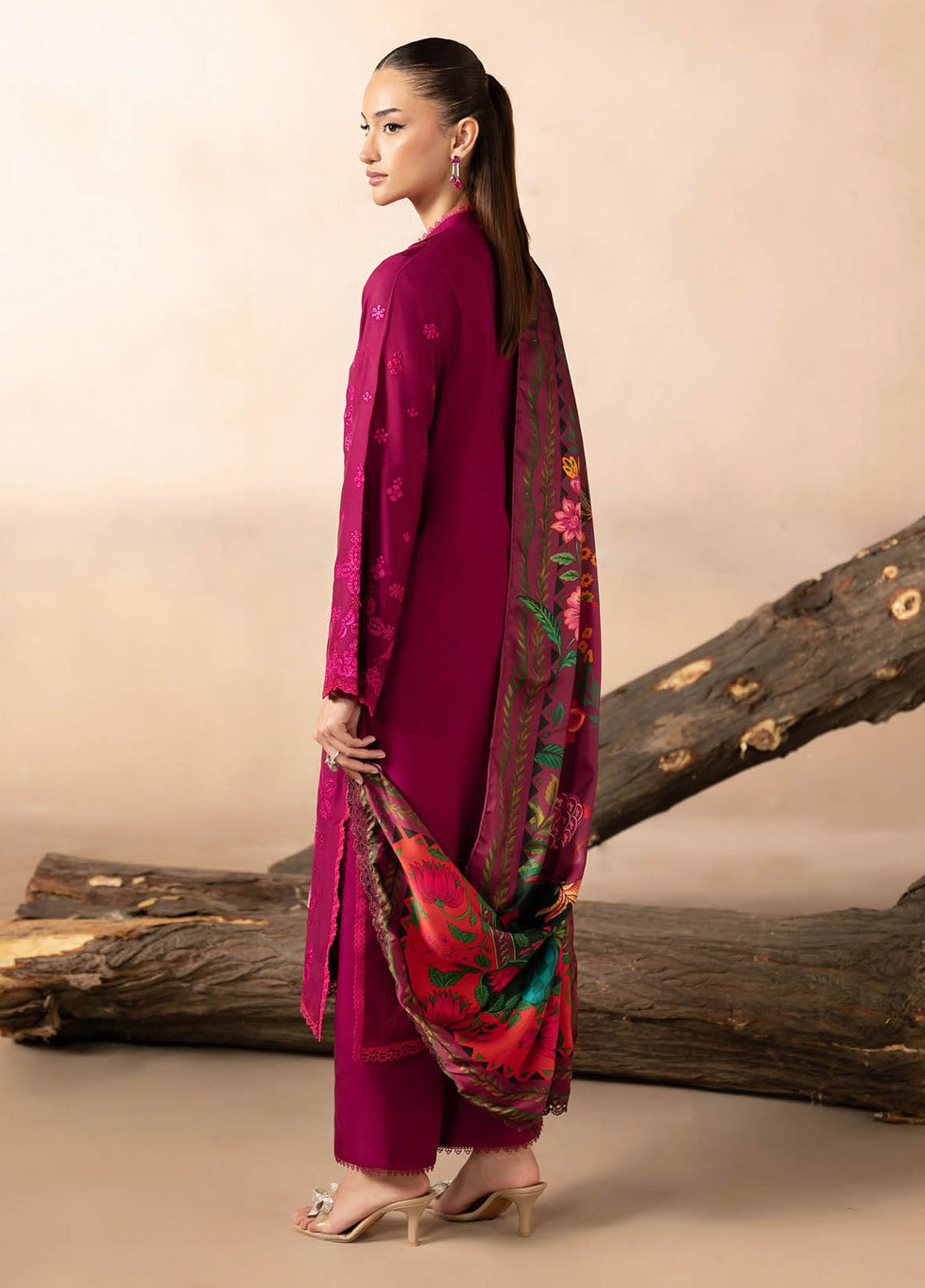 Sareen By Rajbari Premium Chikankari Viscose 3 Piece Unstitched Suit RB25S D-PVC-10 Sareen By Rajbari Premium Chikankari Viscose 3 Piece Unstitched Suit RB25S D-PVC-10