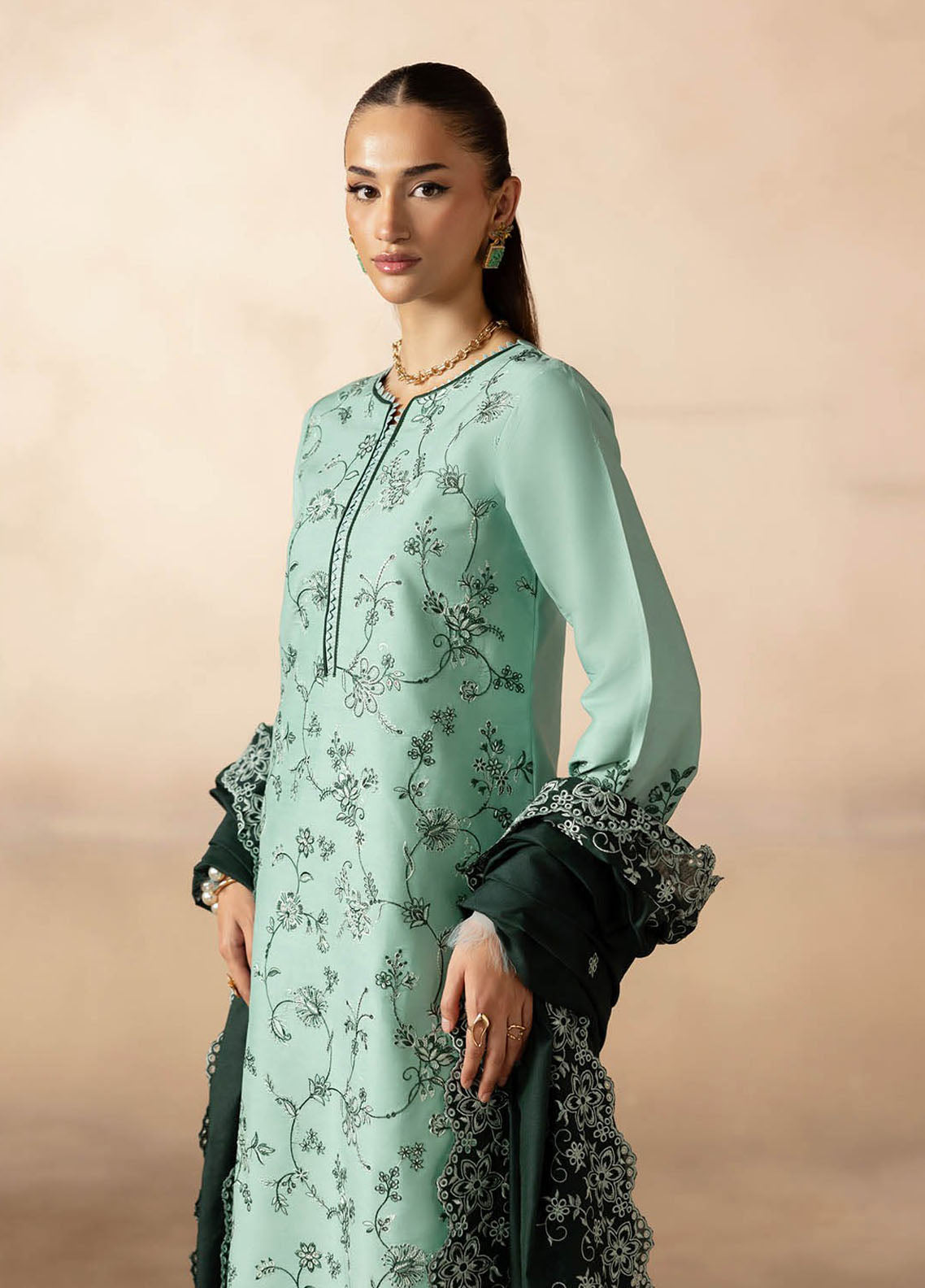 Sareen By Rajbari Premium Chikankari Viscose 3 Piece Unstitched Suit RB25S D-PVC-11 Sareen By Rajbari Premium Chikankari Viscose 3 Piece Unstitched Suit RB25S D-PVC-11
