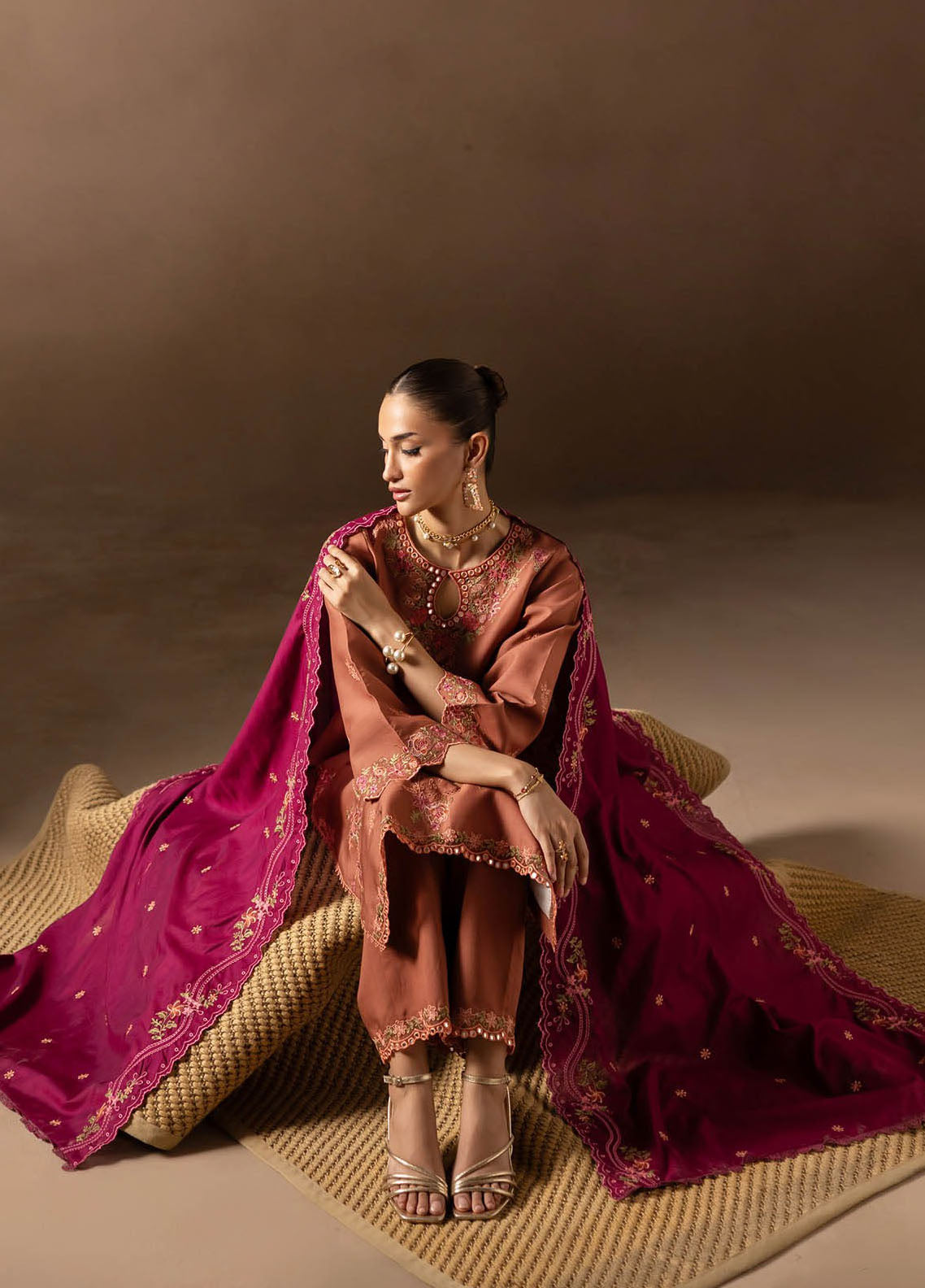 Sareen By Rajbari Premium Chikankari Viscose 3 Piece Unstitched Suit RB25S D-PVC-12 Sareen By Rajbari Premium Chikankari Viscose 3 Piece Unstitched Suit RB25S D-PVC-12