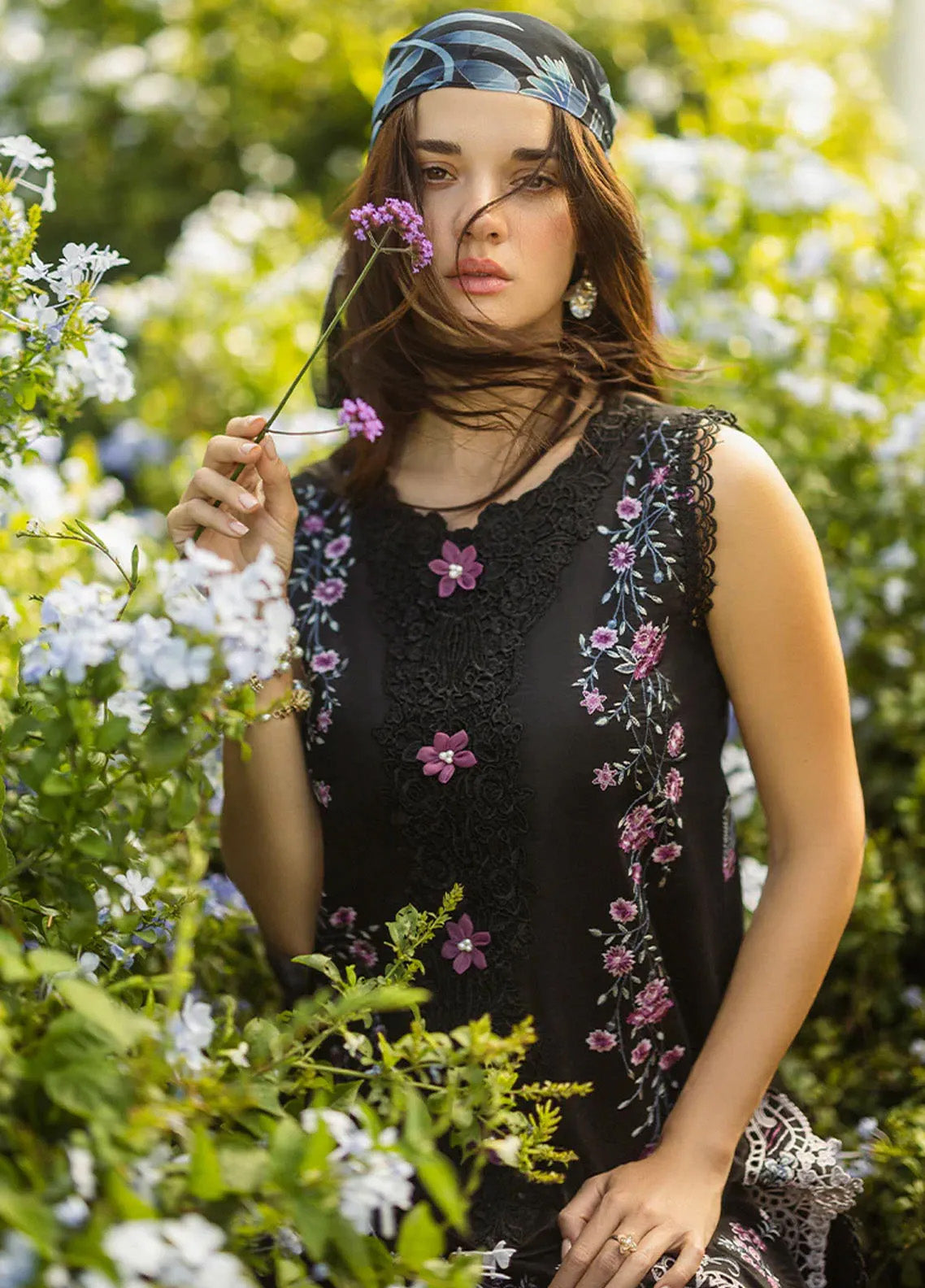 Secret Garden By Mushq Embroidered Lawn 3 Piece Unstitched Suit MQ25SG D-02B THORNED GRACE Secret Garden By Mushq Embroidered Lawn 3 Piece Unstitched Suit MQ25SG D-02B THORNED GRACE
