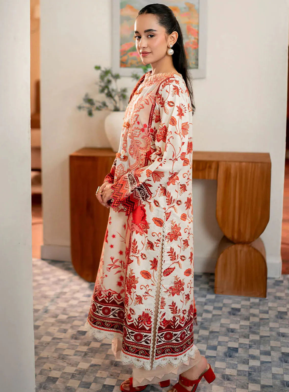 Selene By Roheenaz Embroidered Cambric 3 Piece Unstitched Suit RNZ24S RNP-03A RUSSET Selene By Roheenaz Embroidered Cambric 3 Piece Unstitched Suit RNZ24S RNP-03A RUSSET