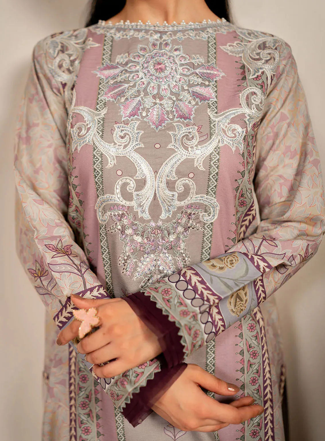 Selene By Roheenaz Embroidered Cambric 3 Piece Unstitched Suit RNZ24S RNP-07B LAVENDER Selene By Roheenaz Embroidered Cambric 3 Piece Unstitched Suit RNZ24S RNP-07B LAVENDER