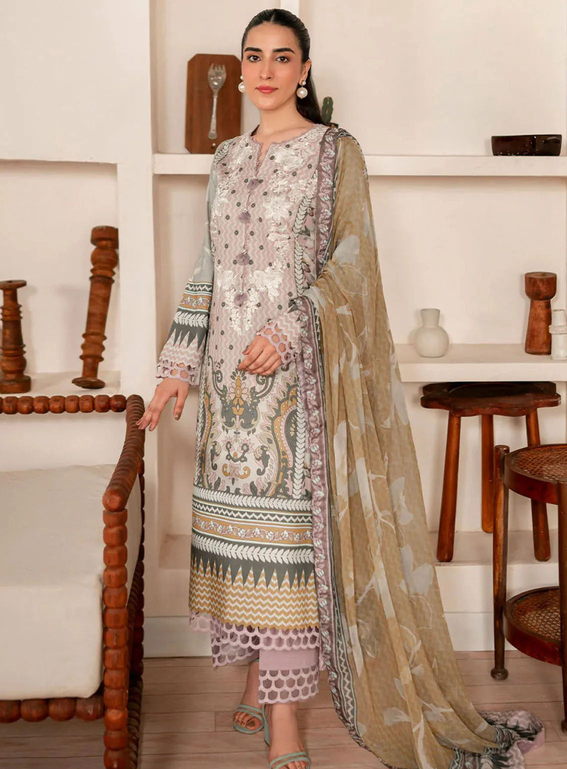 Selene By Roheenaz Embroidered Cambric 3 Piece Unstitched Suit RNZ24S RNP-08A AUTUMNAL Selene By Roheenaz Embroidered Cambric 3 Piece Unstitched Suit RNZ24S RNP-08A AUTUMNAL