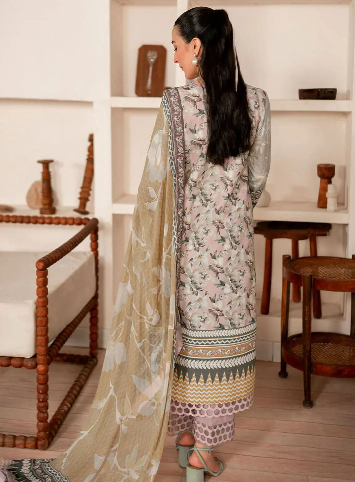 Selene By Roheenaz Embroidered Cambric 3 Piece Unstitched Suit RNZ24S RNP-08A AUTUMNAL Selene By Roheenaz Embroidered Cambric 3 Piece Unstitched Suit RNZ24S RNP-08A AUTUMNAL