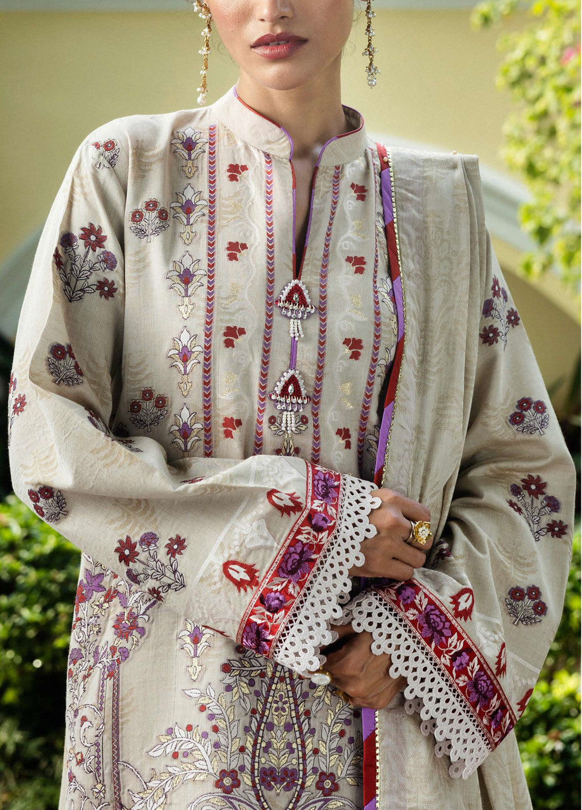 Seraph By Mushq Jacquard Embroidered Lawn 3 Piece Unstitched Suit MQ25SJL D-01 LEVANA Seraph By Mushq Jacquard Embroidered Lawn 3 Piece Unstitched Suit MQ25SJL D-01 LEVANA