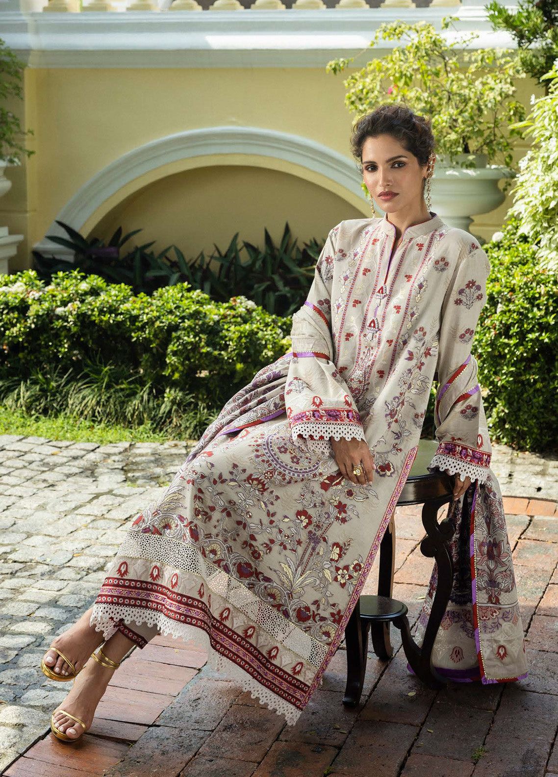 Seraph By Mushq Jacquard Embroidered Lawn 3 Piece Unstitched Suit MQ25SJL D-01 LEVANA Seraph By Mushq Jacquard Embroidered Lawn 3 Piece Unstitched Suit MQ25SJL D-01 LEVANA