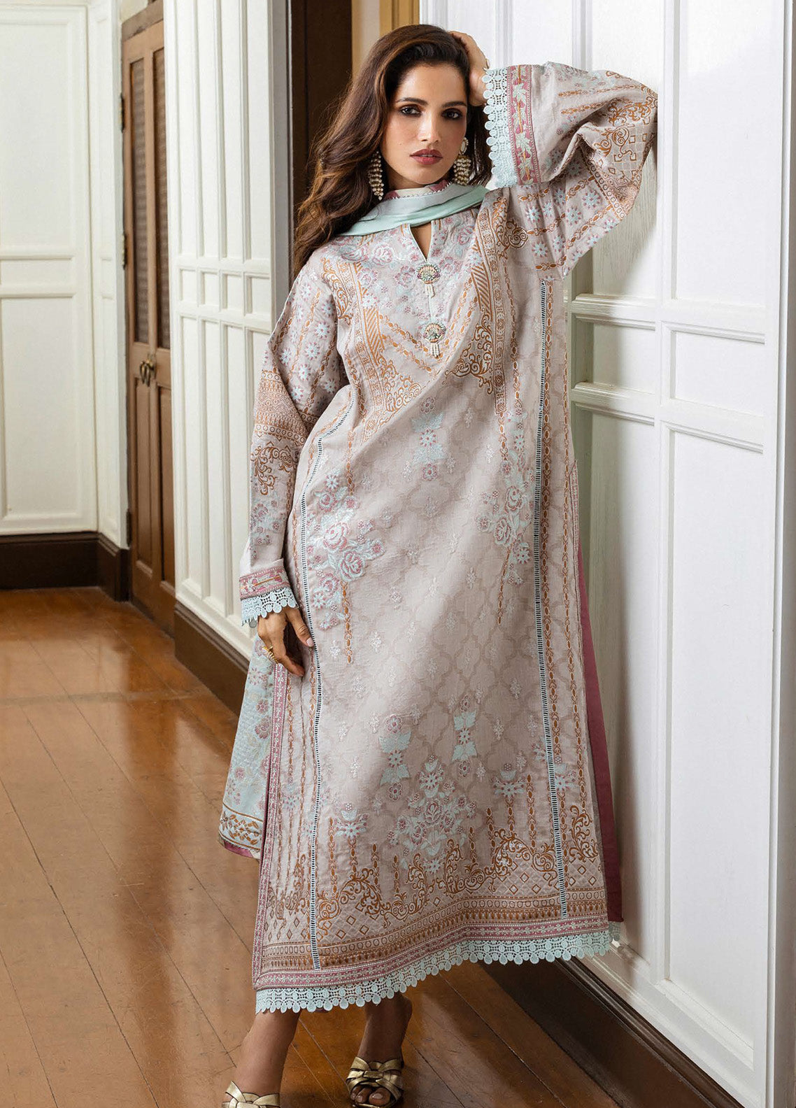 Seraph By Mushq Jacquard Embroidered Lawn 3 Piece Unstitched Suit MQ25SJL D-02 ARSINOE Seraph By Mushq Jacquard Embroidered Lawn 3 Piece Unstitched Suit MQ25SJL D-02 ARSINOE