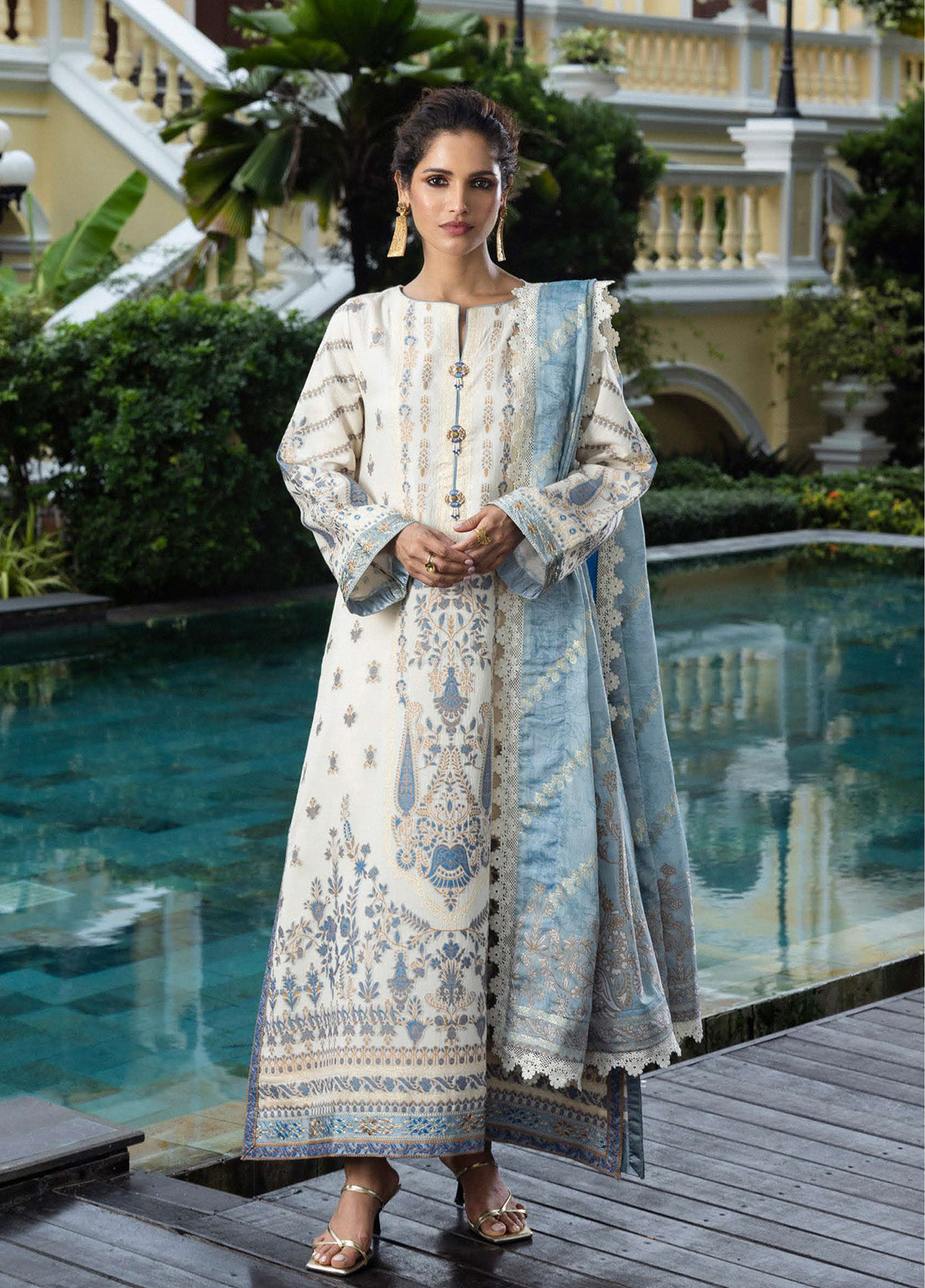 Seraph By Mushq Jacquard Embroidered Lawn 3 Piece Unstitched Suit MQ25SJL D-06 CALAFIA Seraph By Mushq Jacquard Embroidered Lawn 3 Piece Unstitched Suit MQ25SJL D-06 CALAFIA