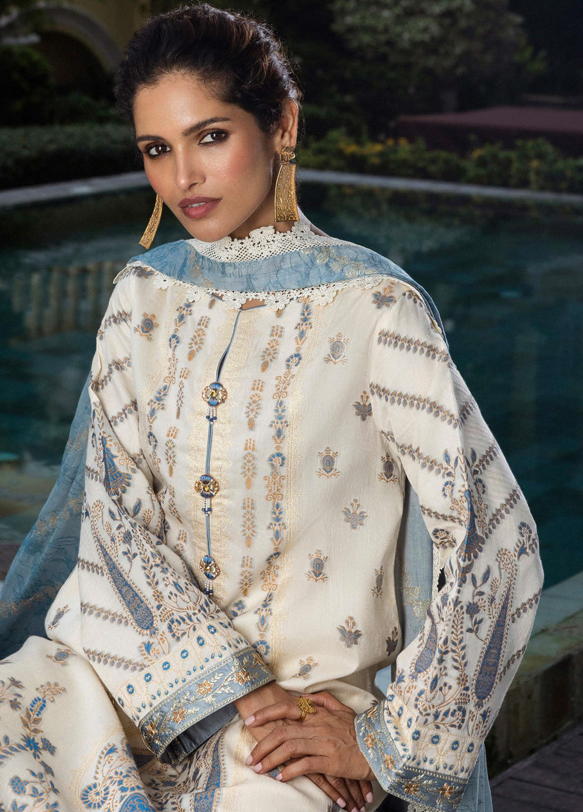 Seraph By Mushq Jacquard Embroidered Lawn 3 Piece Unstitched Suit MQ25SJL D-06 CALAFIA Seraph By Mushq Jacquard Embroidered Lawn 3 Piece Unstitched Suit MQ25SJL D-06 CALAFIA