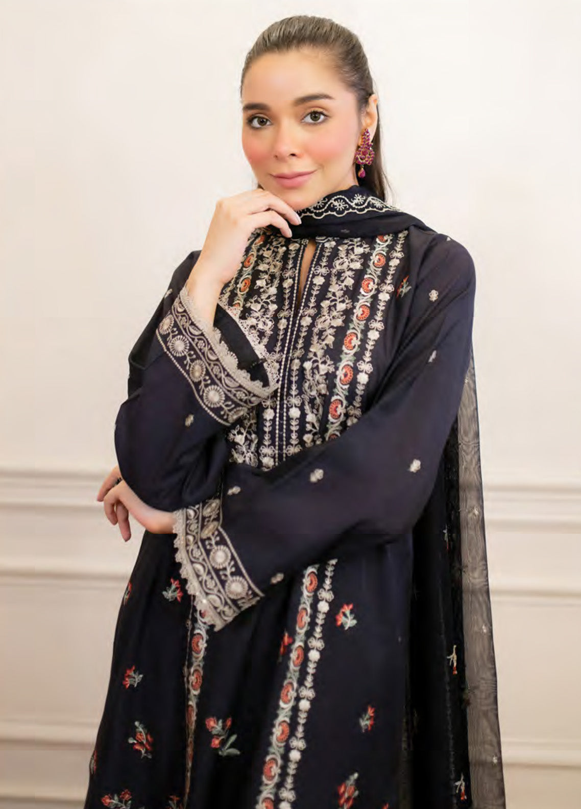 Serene Elegance By LSM Lakhany Embroidered Cotton Net 3 Piece Stitched Suit LSM24SE LG-IZ-0267 Serene Elegance By LSM Lakhany Embroidered Cotton Net 3 Piece Stitched Suit LSM24SE LG-IZ-0267
