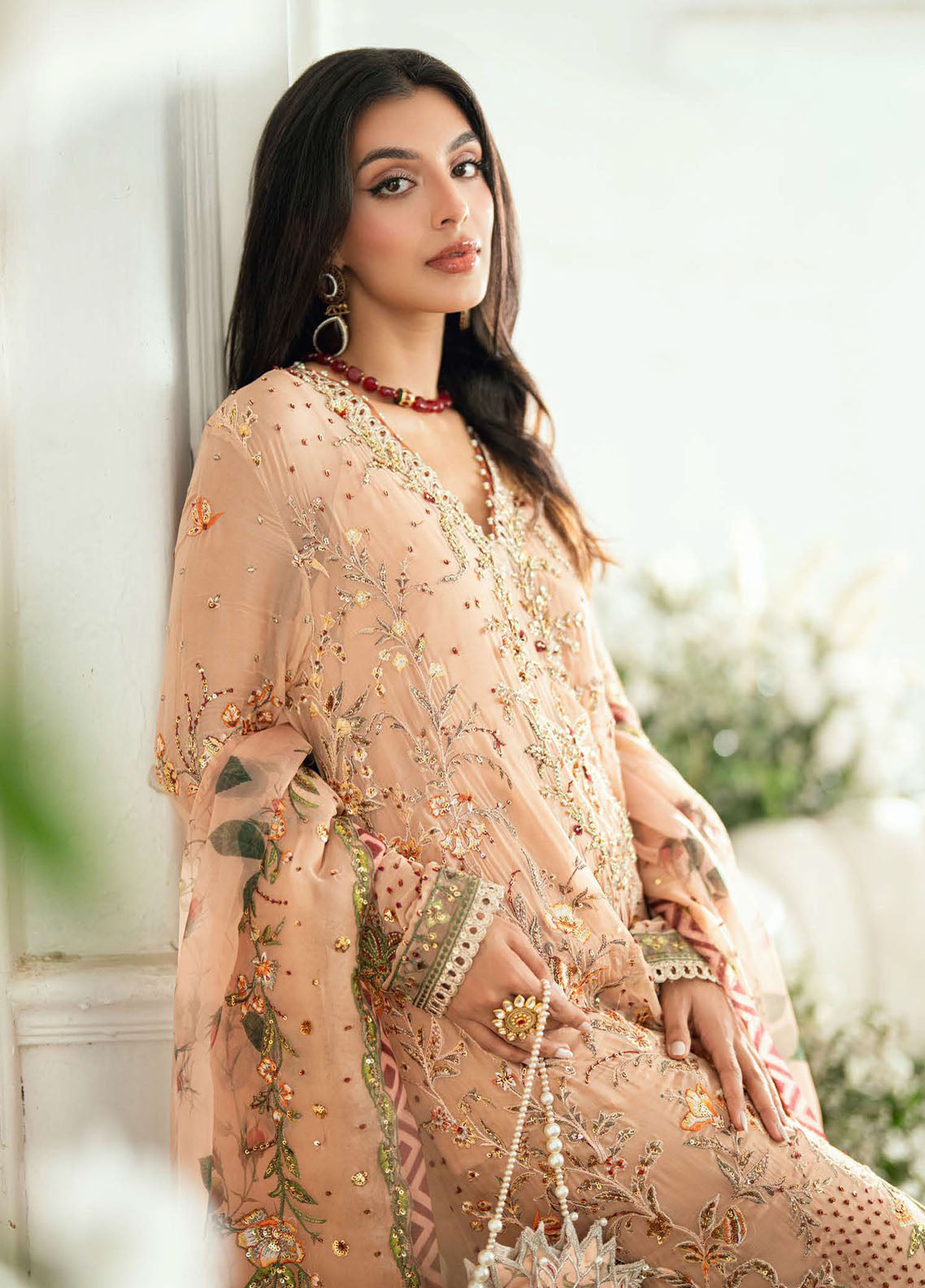 Shaam Shandar By Mushq Embroidered Chiffon 3 Piece Unstitched Suit MQ25SS D-04 TARANNUM Shaam Shandar By Mushq Embroidered Chiffon 3 Piece Unstitched Suit MQ25SS D-04 TARANNUM