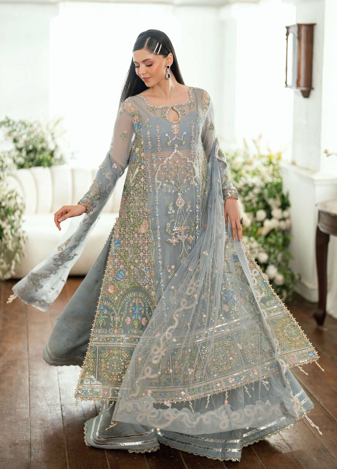 Shaam Shandar By Mushq Embroidered Chiffon 3 Piece Unstitched Suit MQ25SS D-05 JASHN-E-JAHANARA Shaam Shandar By Mushq Embroidered Chiffon 3 Piece Unstitched Suit MQ25SS D-05 JASHN-E-JAHANARA