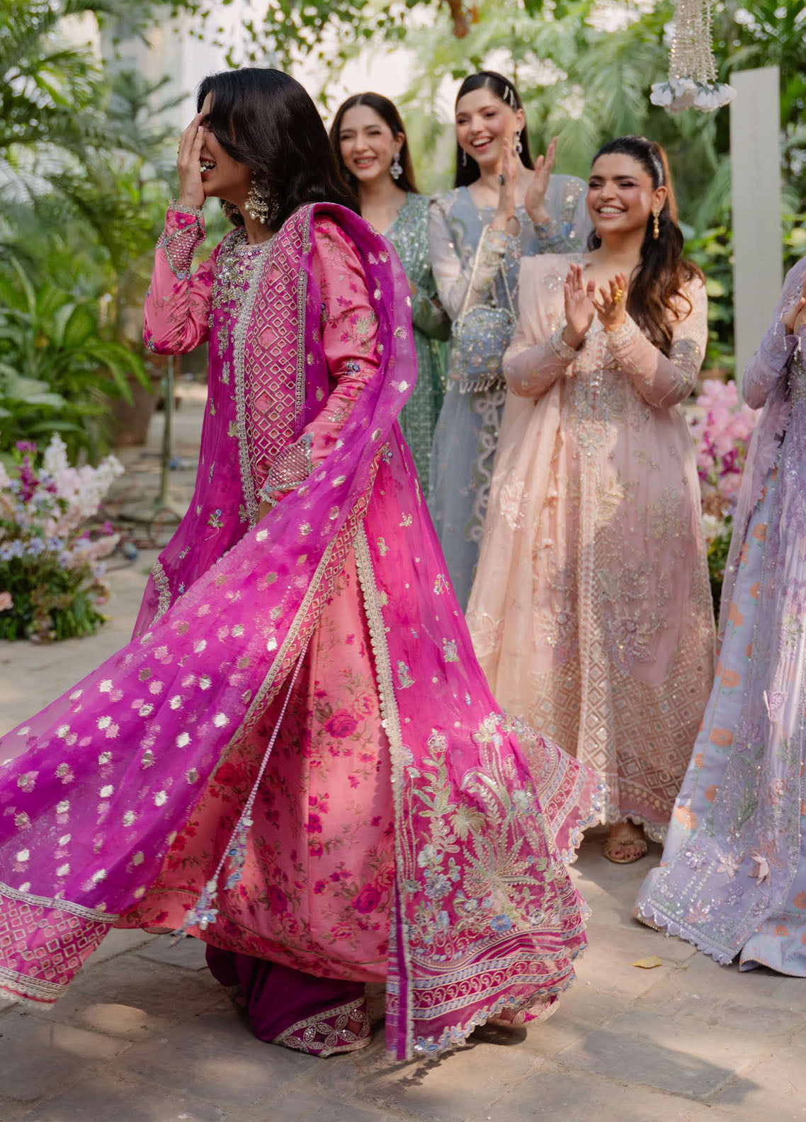 Shaam Shandar By Mushq Embroidered Chiffon 3 Piece Unstitched Suit MQ25SS D-06 GEET GULABI Shaam Shandar By Mushq Embroidered Chiffon 3 Piece Unstitched Suit MQ25SS D-06 GEET GULABI