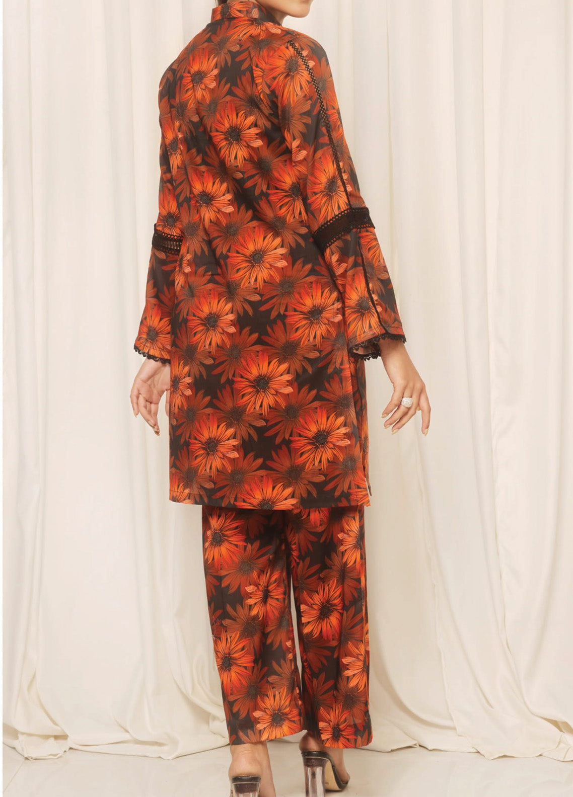 Shabnam By Aizal Digital Printed Lawn 2 Piece Stitched Suit AL25SV2 D-05 Shabnam By Aizal Digital Printed Lawn 2 Piece Stitched Suit AL25SV2 D-05