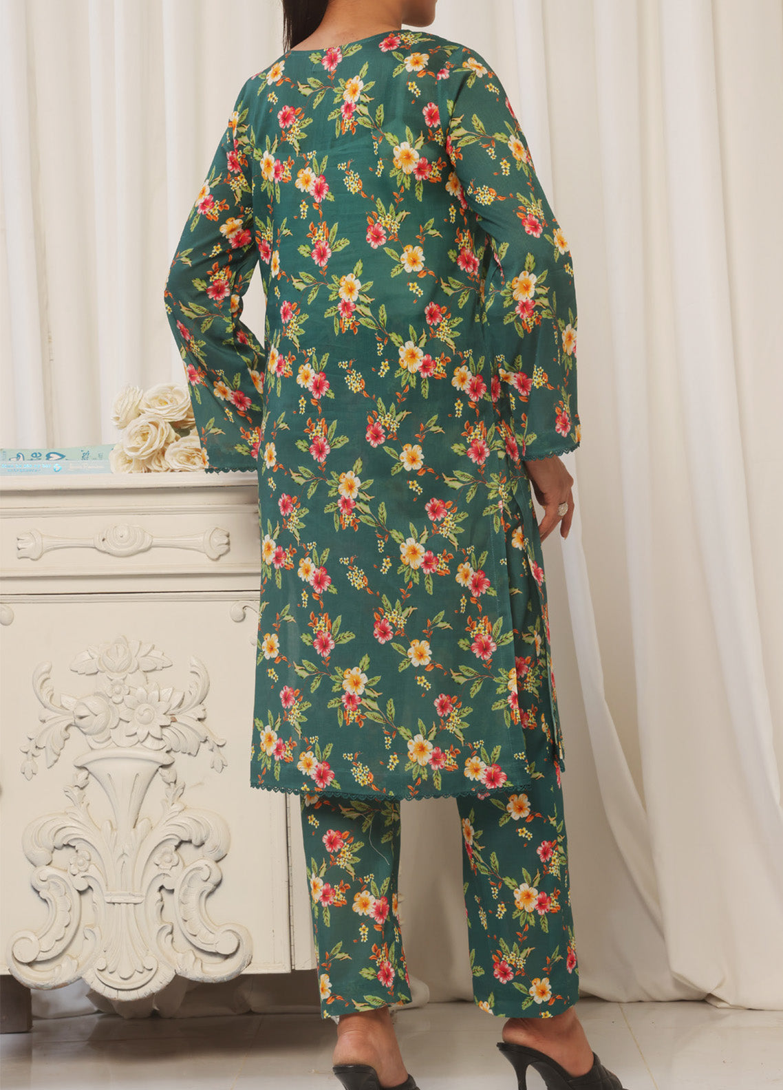 Shabnam By Aizal Printed Lawn 2 Piece Unstitched Suit AL25SPC D-07 Shabnam By Aizal Printed Lawn 2 Piece Unstitched Suit AL25SPC D-07