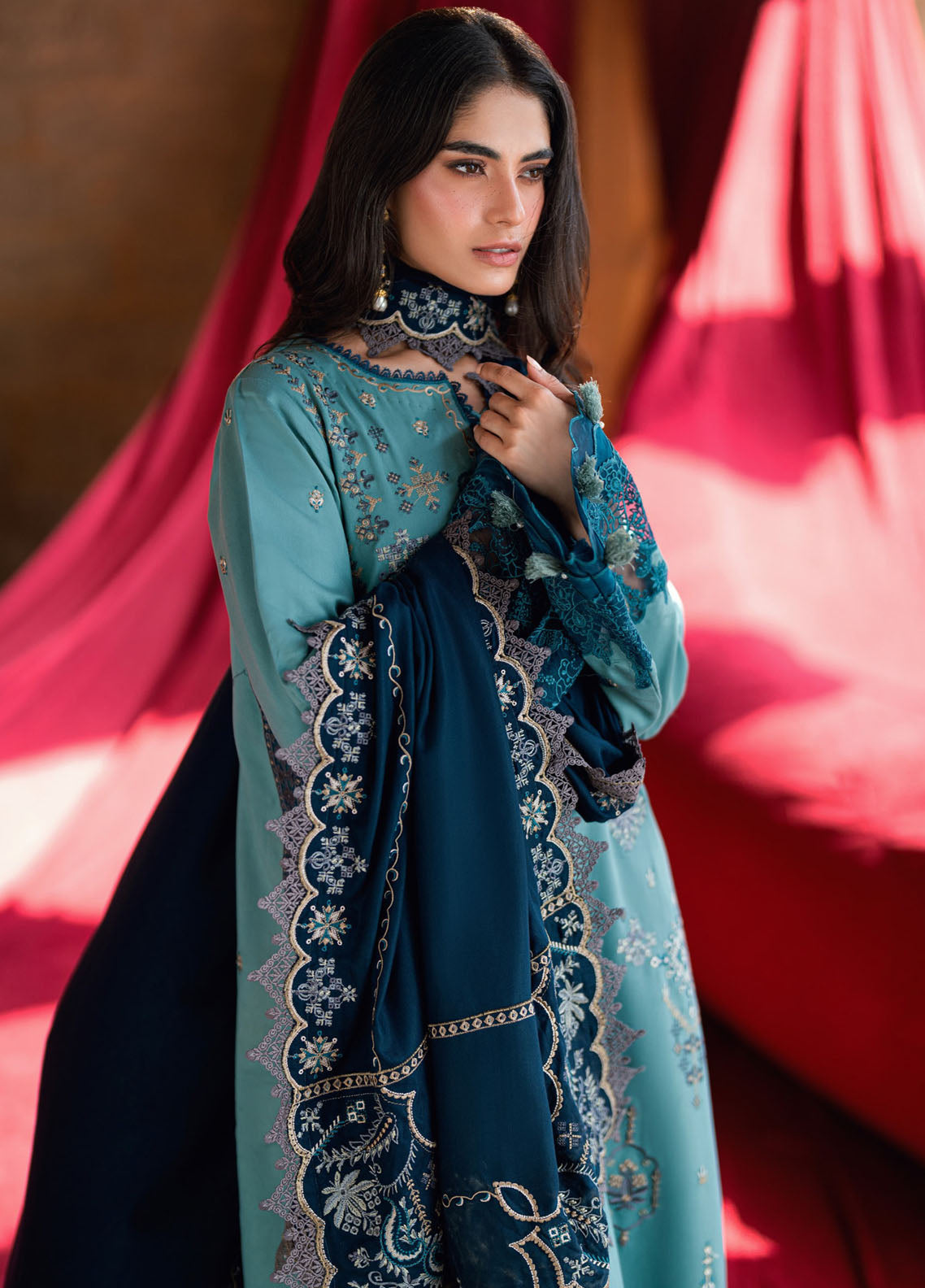 Shades Of Winter By Florent Embroidered Twill Marina 3 Piece Unstitched Suit FL25SOW D-2B Shades Of Winter By Florent Embroidered Twill Marina 3 Piece Unstitched Suit FL25SOW D-2B