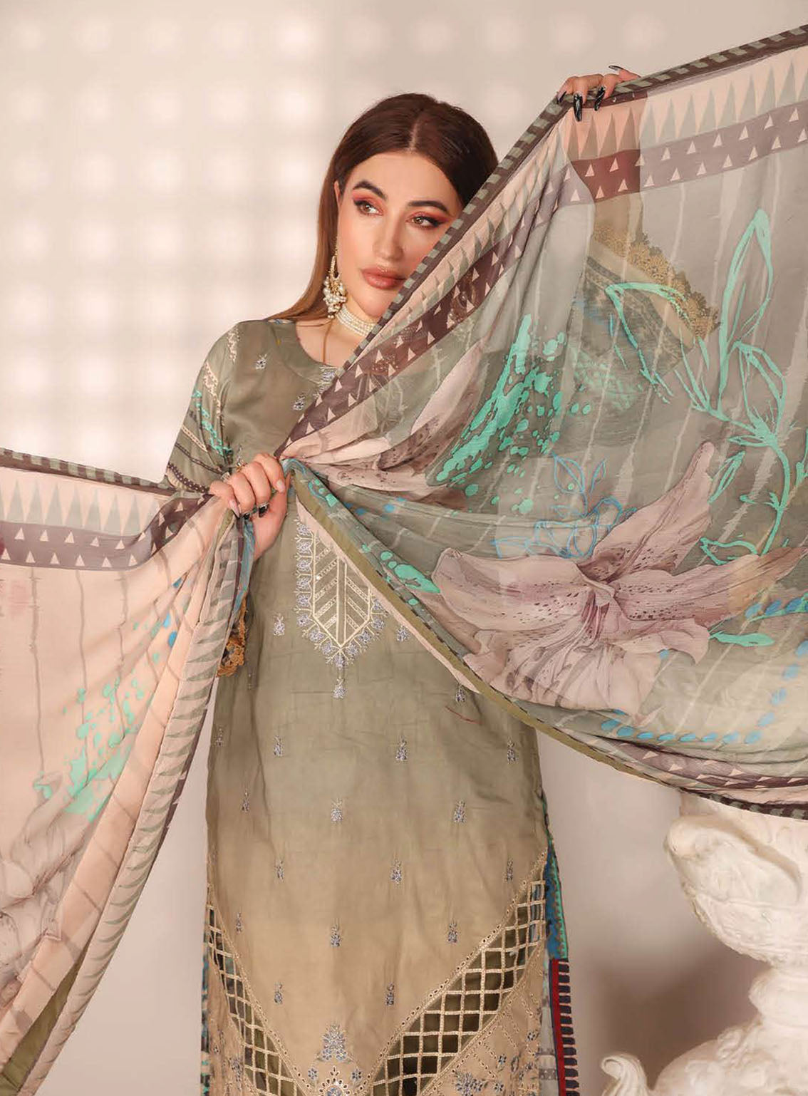 Shahkar By Schick Exclusive Embroidered Lawn 3 Piece Unstitched Suit SDH24SE D-02 Shahkar By Schick Exclusive Embroidered Lawn 3 Piece Unstitched Suit SDH24SE D-02