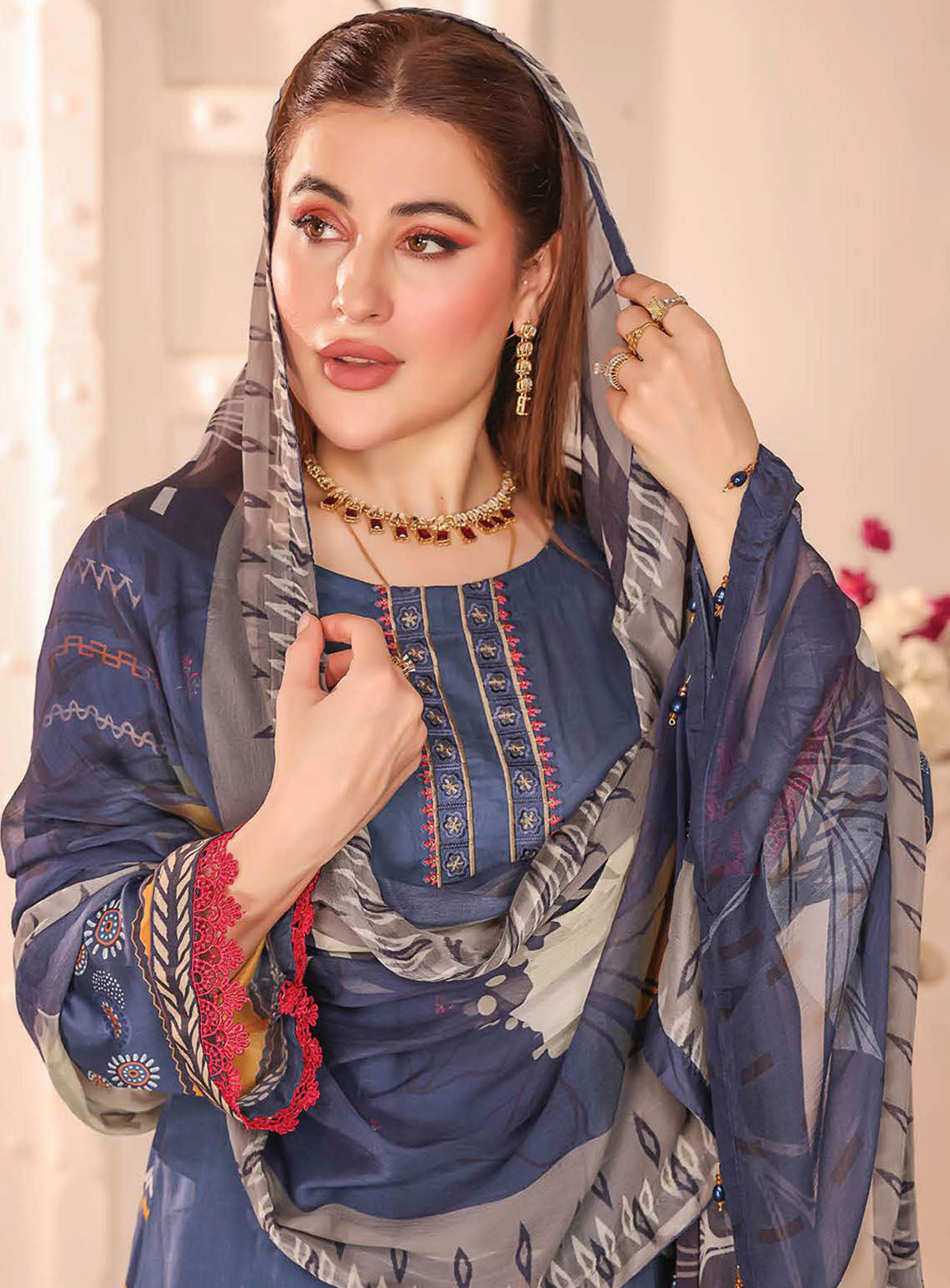 Shahkar By Schick Exclusive Embroidered Lawn 3 Piece Unstitched Suit SDH24SE D-07 Shahkar By Schick Exclusive Embroidered Lawn 3 Piece Unstitched Suit SDH24SE D-07