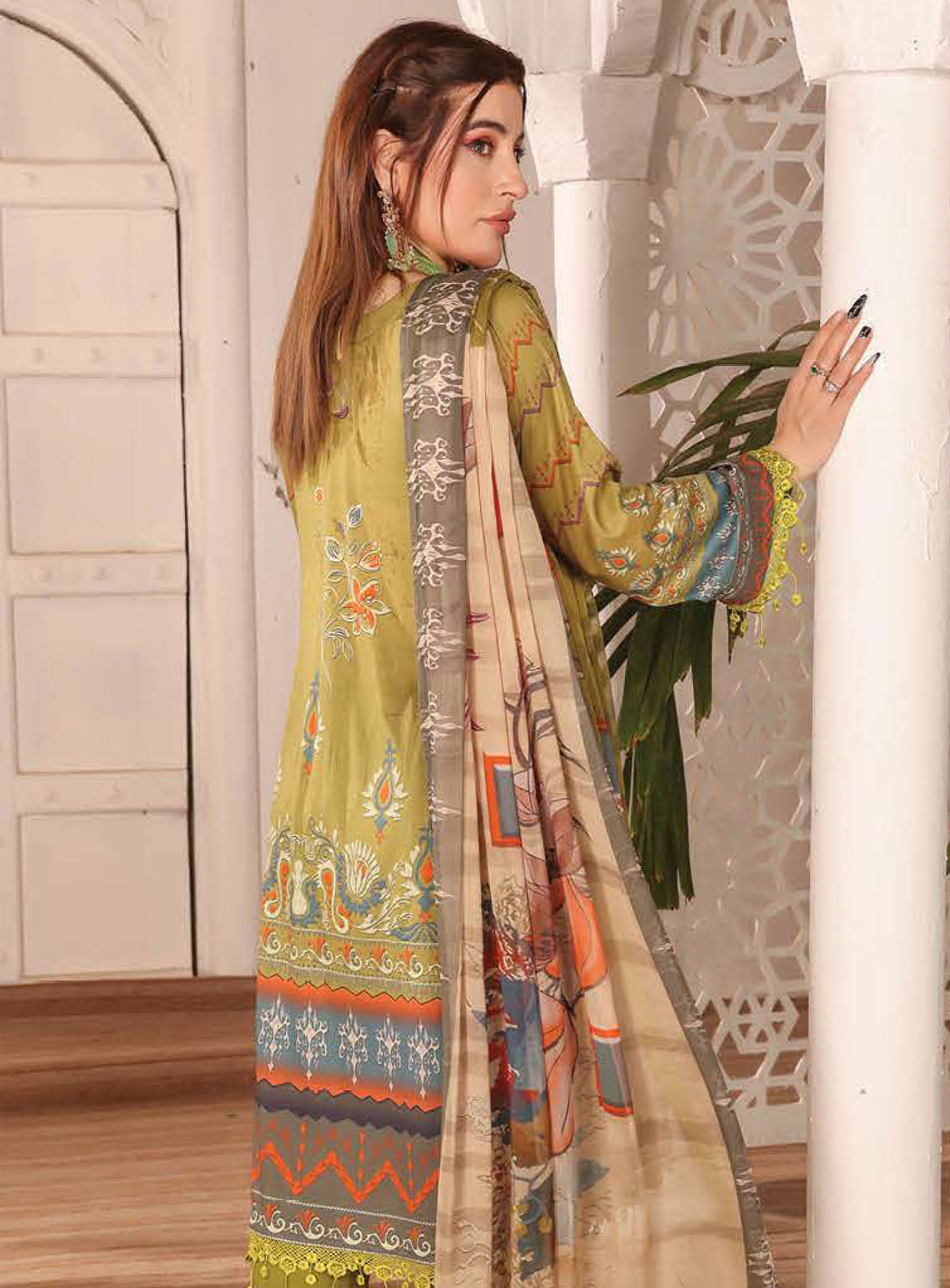 Shahkar By Schick Exclusive Embroidered Lawn 3 Piece Unstitched Suit SDH24SE D-09 Shahkar By Schick Exclusive Embroidered Lawn 3 Piece Unstitched Suit SDH24SE D-09
