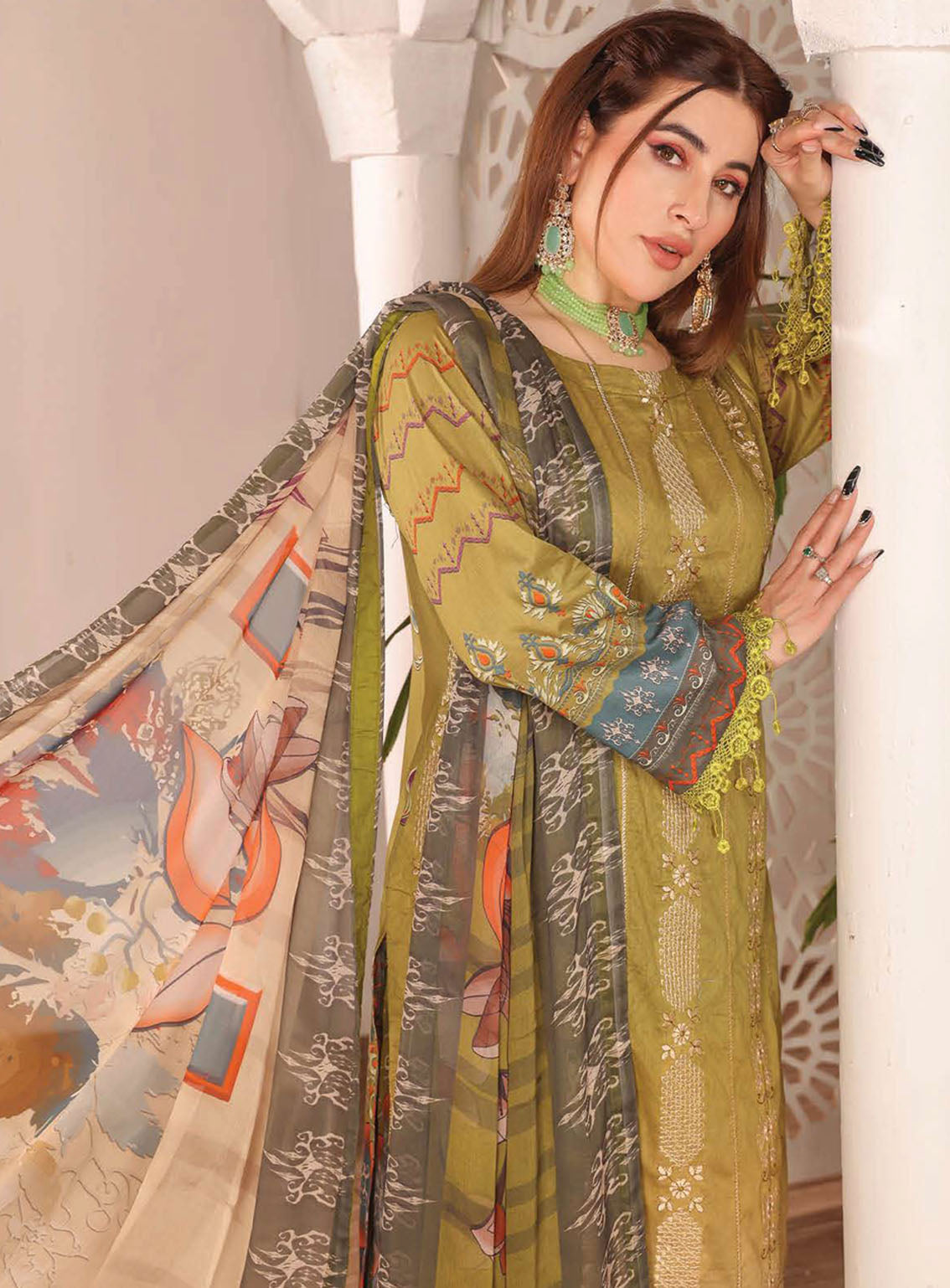 Shahkar By Schick Exclusive Embroidered Lawn 3 Piece Unstitched Suit SDH24SE D-09 Shahkar By Schick Exclusive Embroidered Lawn 3 Piece Unstitched Suit SDH24SE D-09