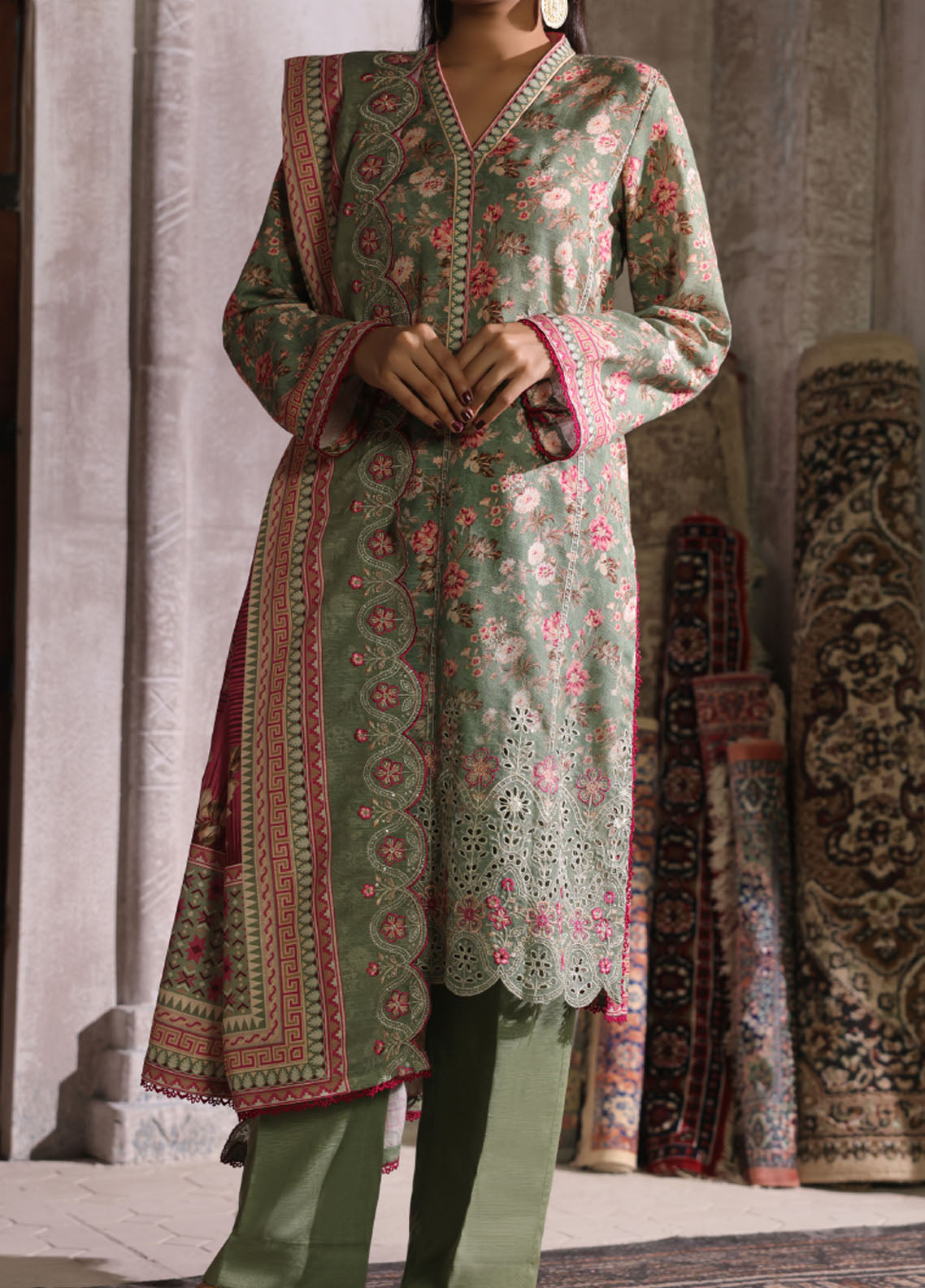 Shahkar By VS Textile Embroidered Khaddar 3 Piece Unstitched Suit VS25SEK D-008 Shahkar By VS Textile Embroidered Khaddar 3 Piece Unstitched Suit VS25SEK D-008