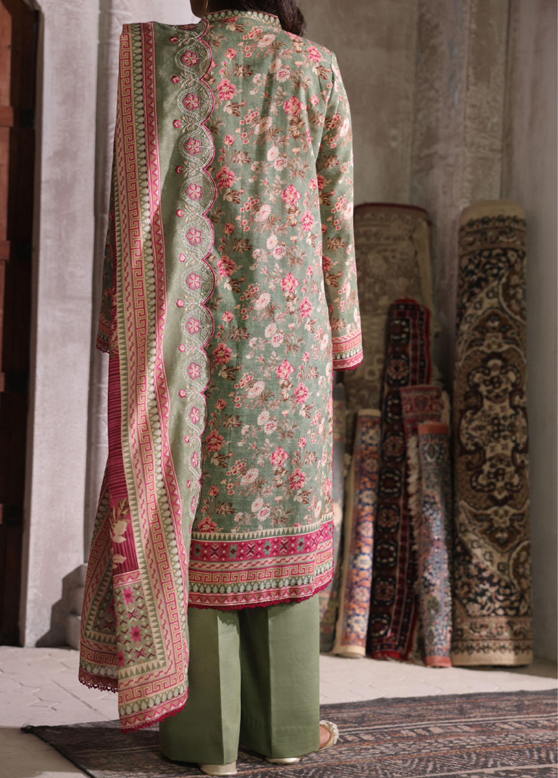 Shahkar By VS Textile Embroidered Khaddar 3 Piece Unstitched Suit VS25SEK D-008 Shahkar By VS Textile Embroidered Khaddar 3 Piece Unstitched Suit VS25SEK D-008