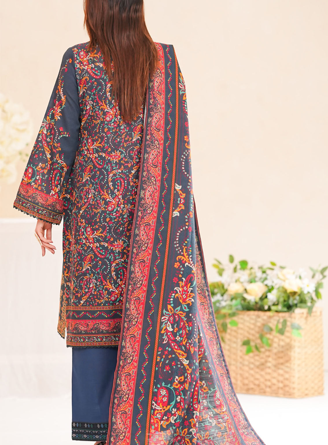 Shahkar By VS Textile Embroidered Khaddar 3 Piece Unstitched Suit VS25SEKV3 D-011 Shahkar By VS Textile Embroidered Khaddar 3 Piece Unstitched Suit VS25SEKV3 D-011