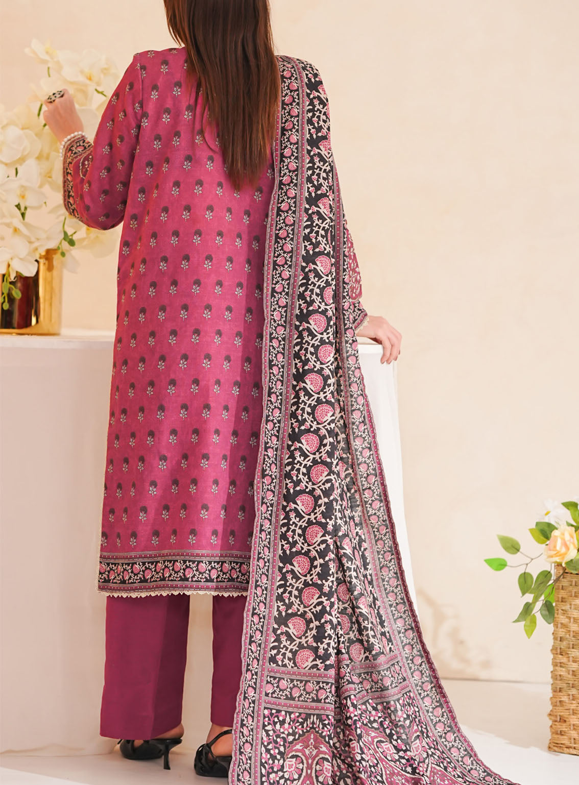 Shahkar By VS Textile Embroidered Khaddar 3 Piece Unstitched Suit VS25SEKV3 D-012 Shahkar By VS Textile Embroidered Khaddar 3 Piece Unstitched Suit VS25SEKV3 D-012
