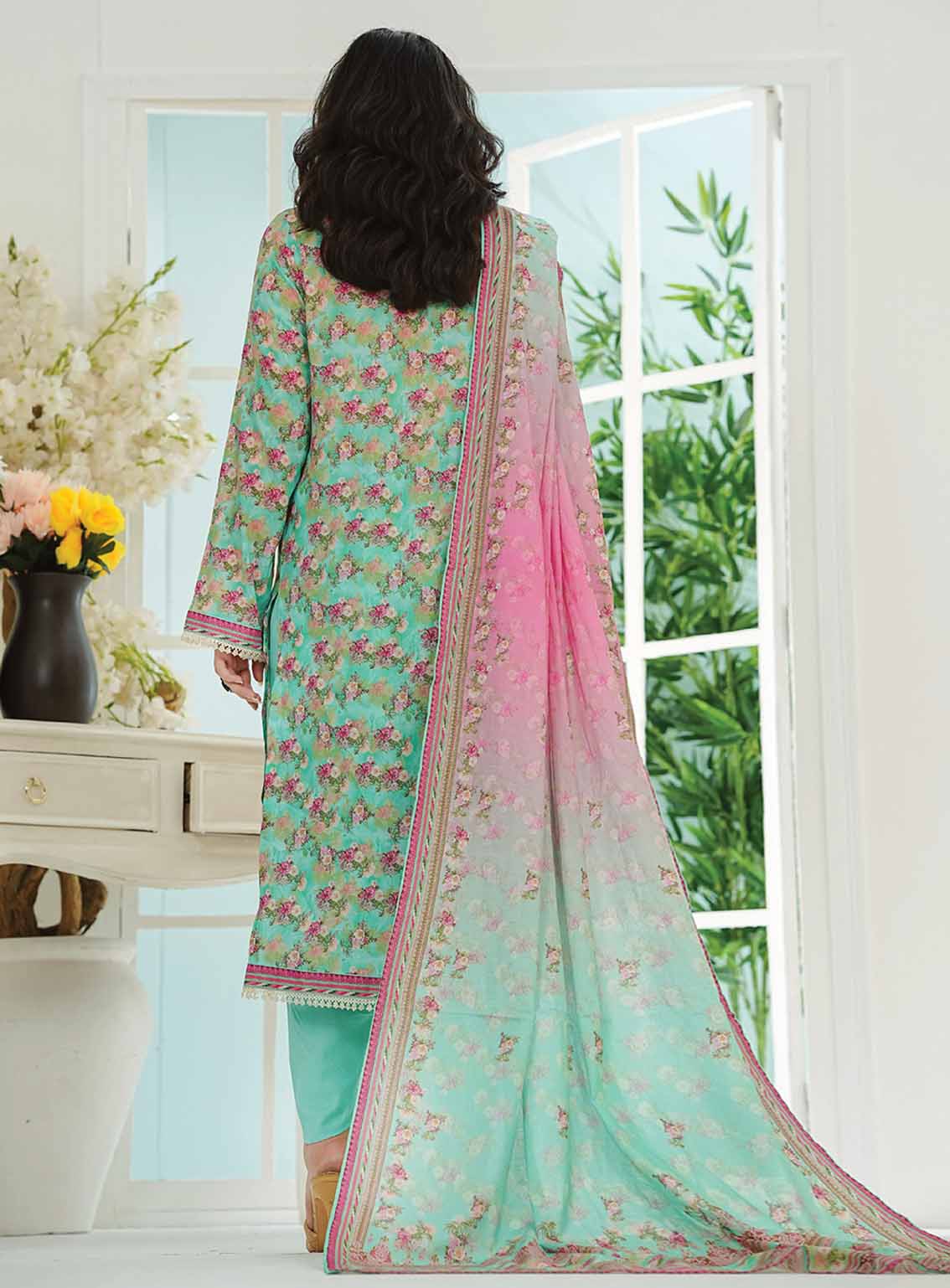 Shahkar By VS Textile Printed Lawn 3 Piece Unstitched Suit VS25SM D-108 Shahkar By VS Textile Printed Lawn 3 Piece Unstitched Suit VS25SM D-108