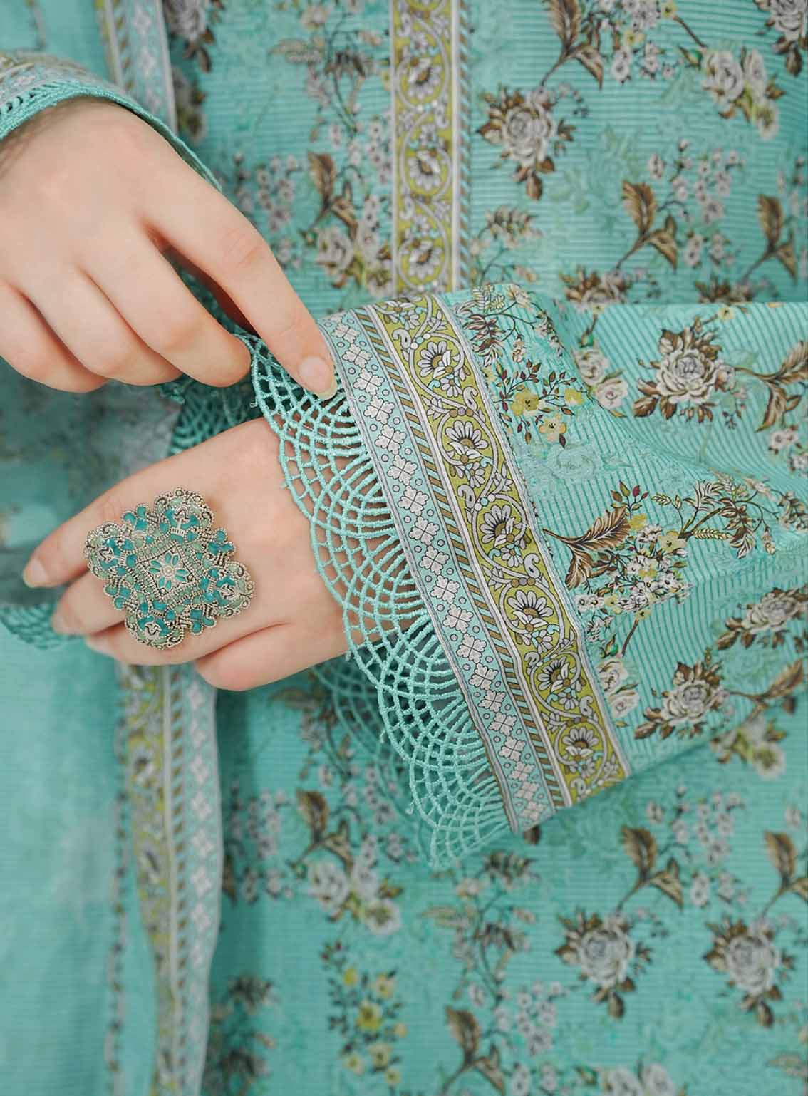 Shahkar By VS Textile Printed Lawn 3 Piece Unstitched Suit VS25SM D-109 Shahkar By VS Textile Printed Lawn 3 Piece Unstitched Suit VS25SM D-109