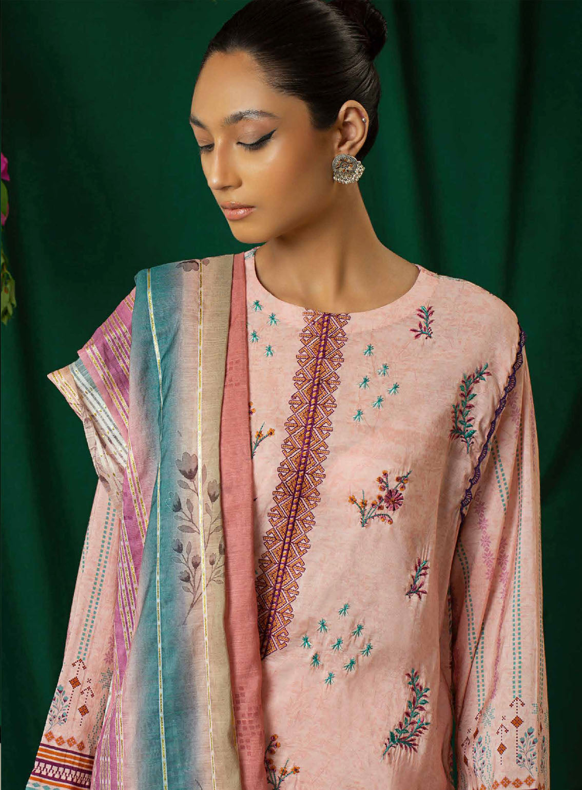 Shajar By Rashid Textile Embroidered Staple Nylon 3 Piece Unstitched Suit RT24S SN-8322 Shajar By Rashid Textile Embroidered Staple Nylon 3 Piece Unstitched Suit RT24S SN-8322