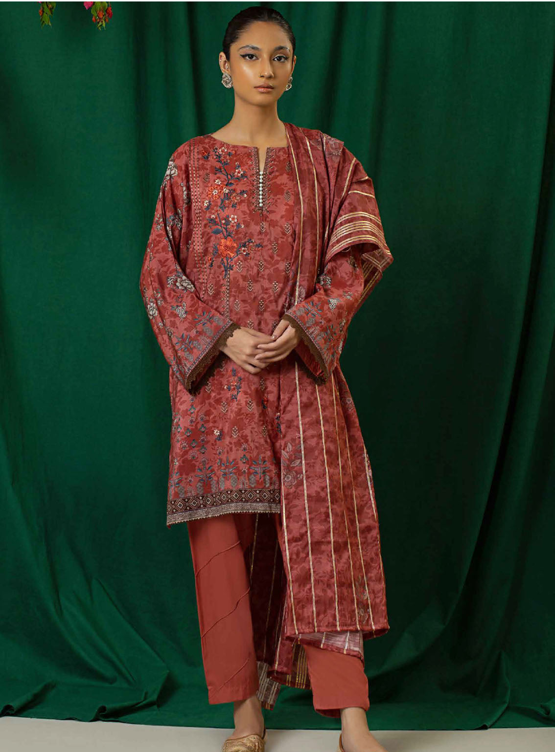 Shajar By Rashid Textile Embroidered Staple Nylon 3 Piece Unstitched Suit RT24S SN-8323 Shajar By Rashid Textile Embroidered Staple Nylon 3 Piece Unstitched Suit RT24S SN-8323