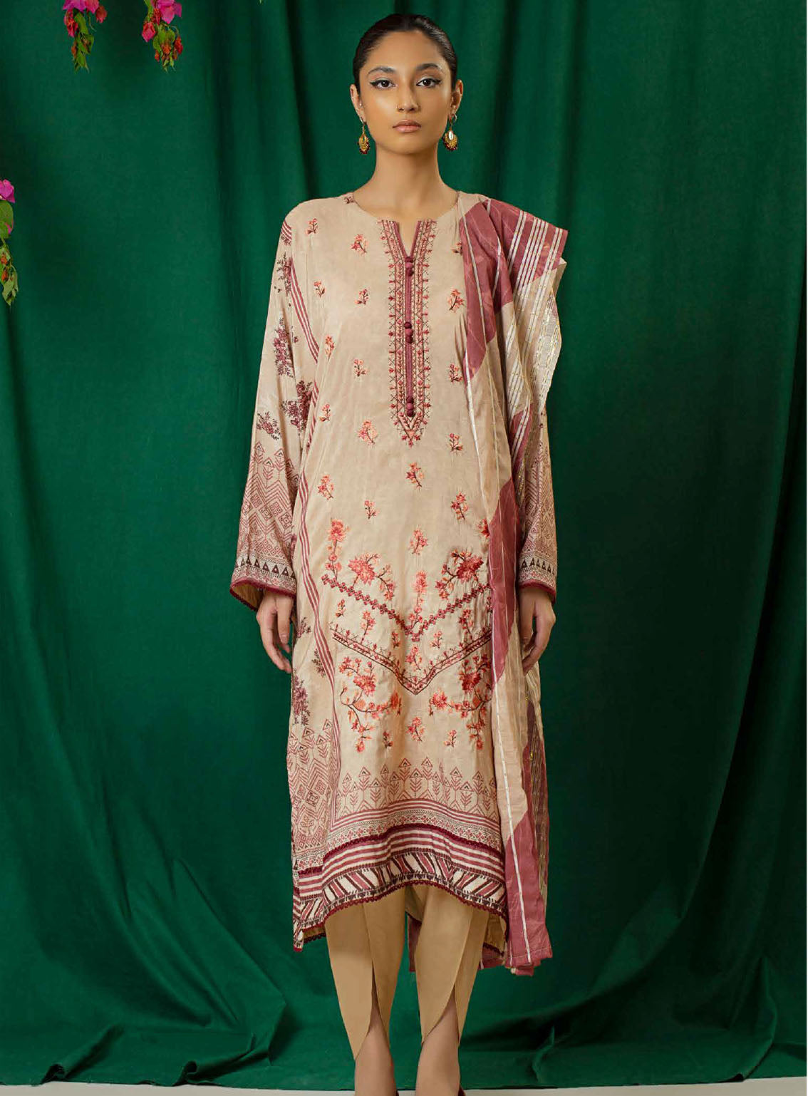 Shajar By Rashid Textile Embroidered Staple Nylon 3 Piece Unstitched Suit RT24S SN-8325 Shajar By Rashid Textile Embroidered Staple Nylon 3 Piece Unstitched Suit RT24S SN-8325