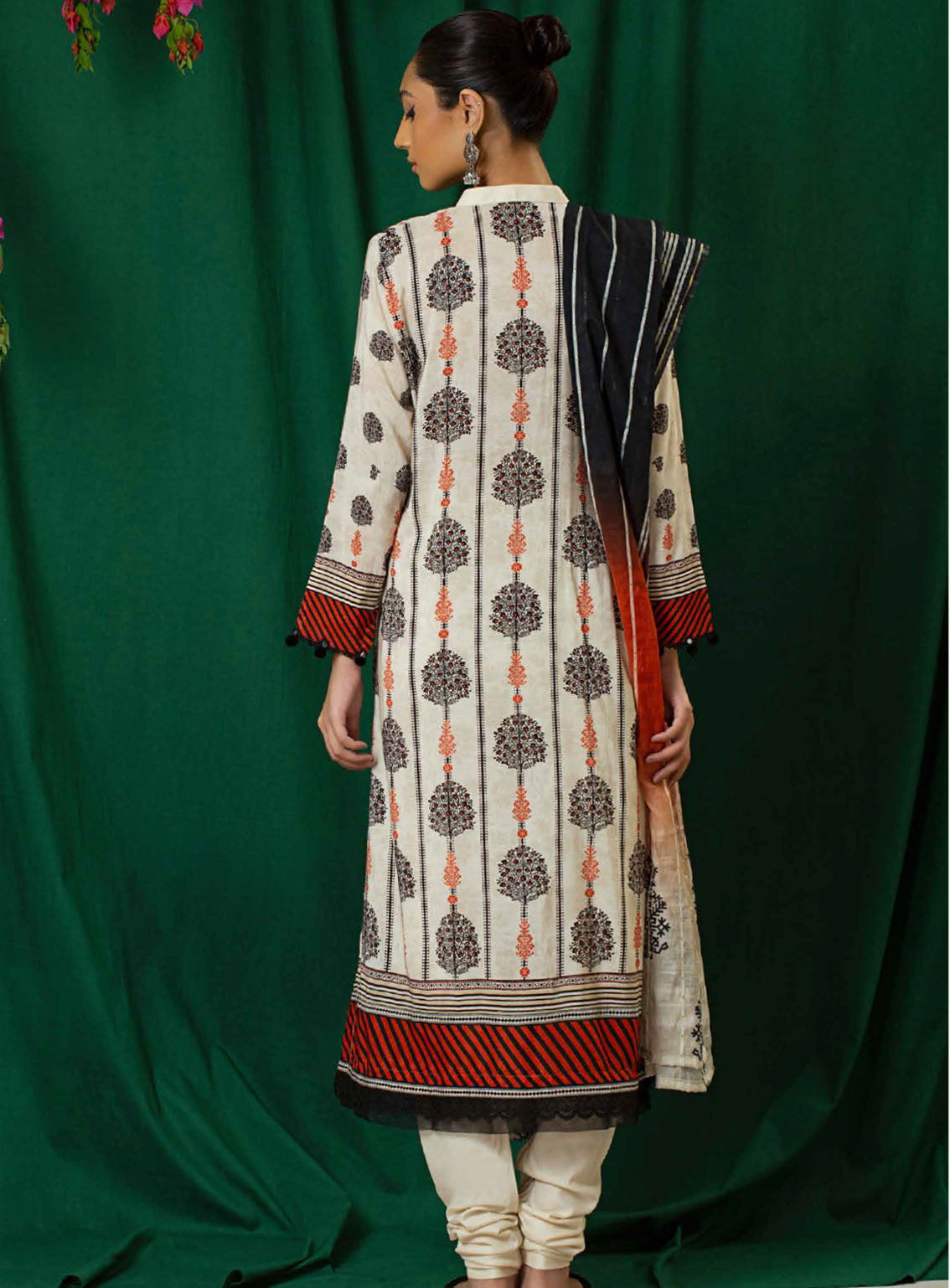 Shajar By Rashid Textile Embroidered Staple Nylon 3 Piece Unstitched Suit RT24S SN-8327 Shajar By Rashid Textile Embroidered Staple Nylon 3 Piece Unstitched Suit RT24S SN-8327