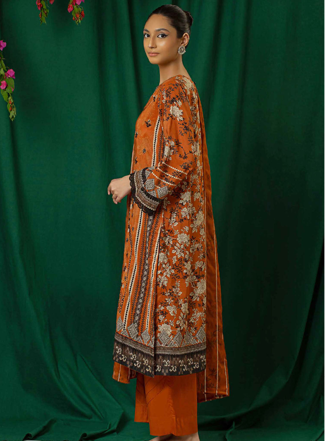 Shajar By Rashid Textile Embroidered Staple Nylon 3 Piece Unstitched Suit RT24S SN-8328 Shajar By Rashid Textile Embroidered Staple Nylon 3 Piece Unstitched Suit RT24S SN-8328