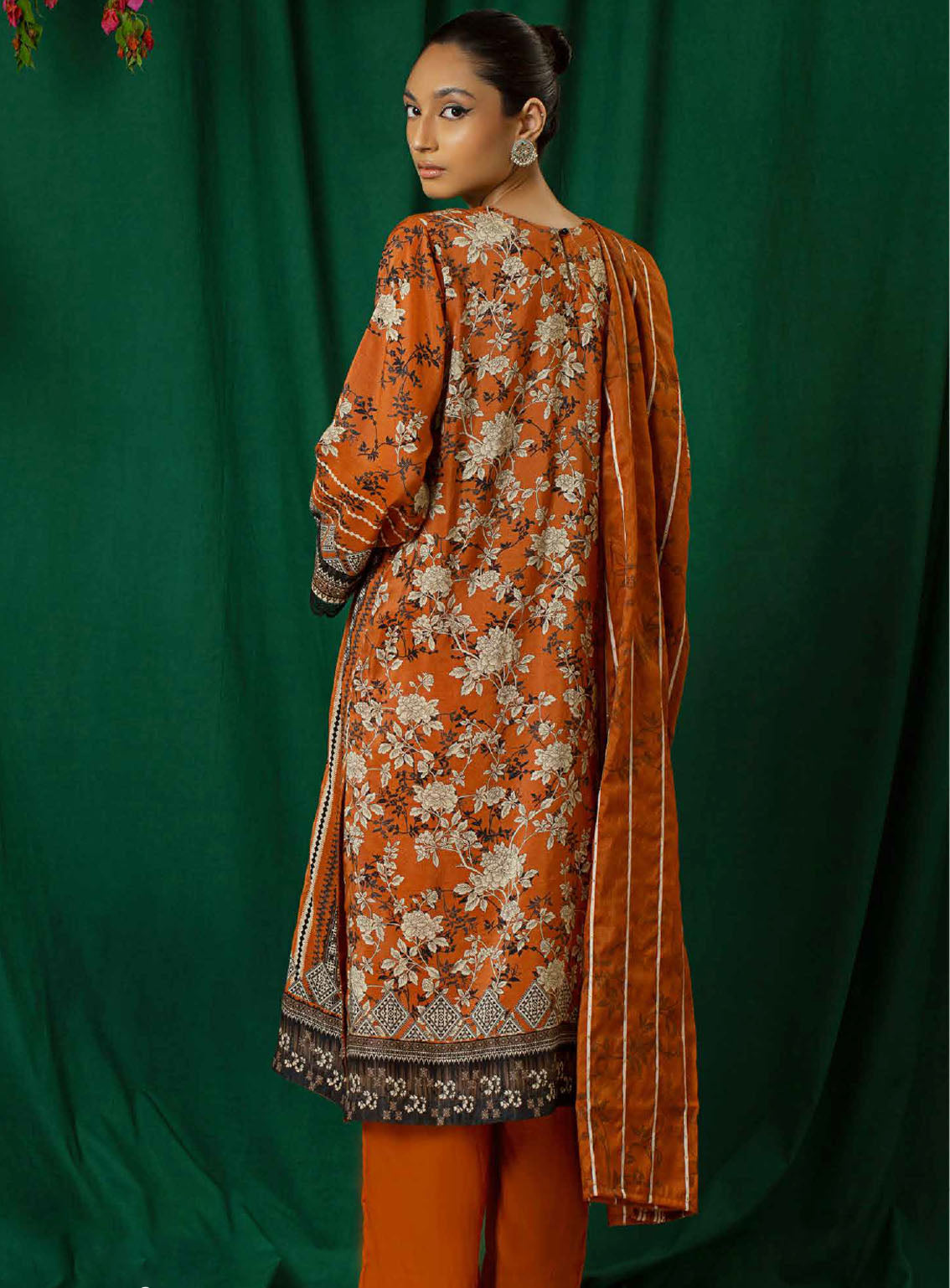 Shajar By Rashid Textile Embroidered Staple Nylon 3 Piece Unstitched Suit RT24S SN-8328 Shajar By Rashid Textile Embroidered Staple Nylon 3 Piece Unstitched Suit RT24S SN-8328