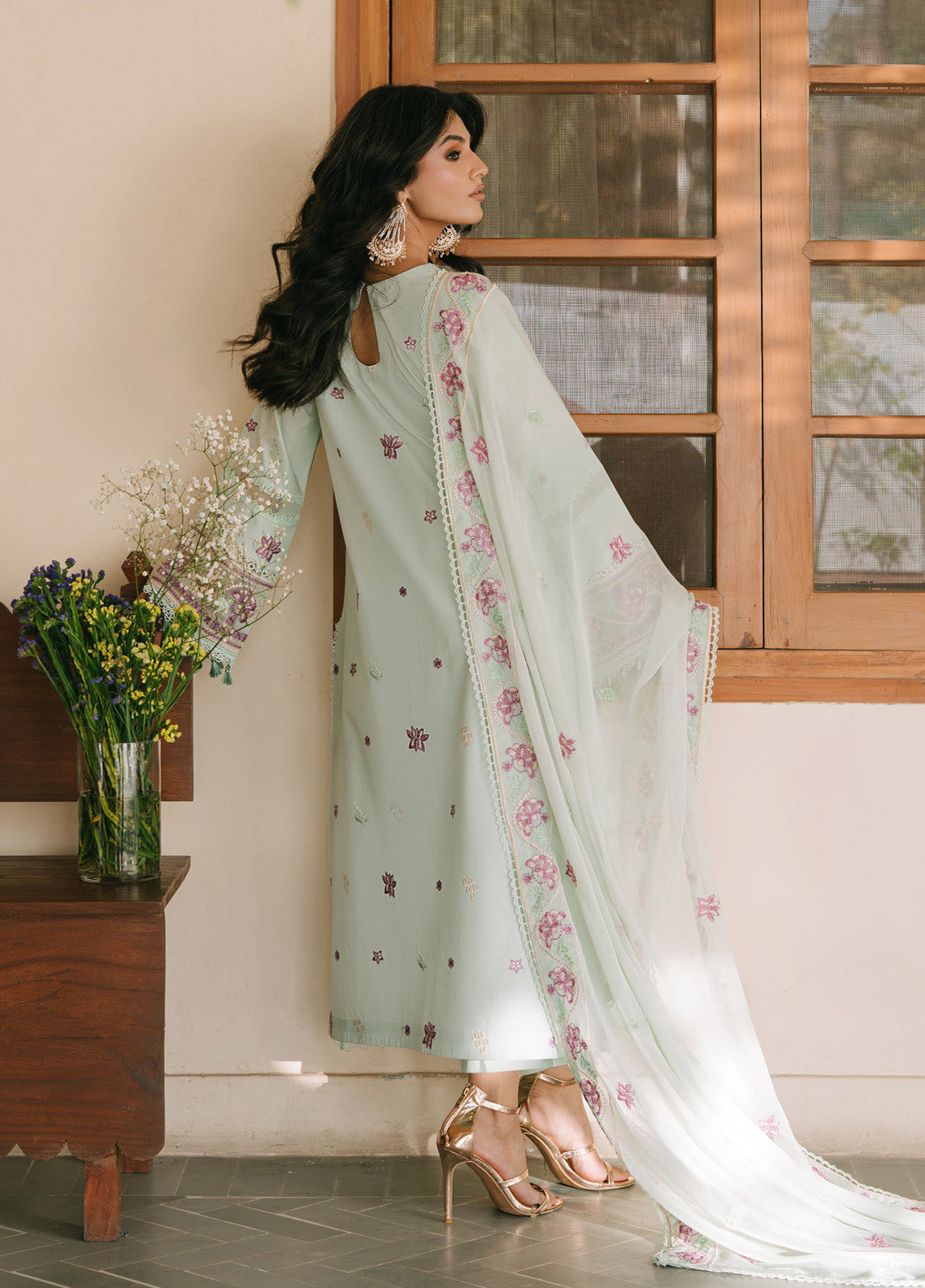 Shanaya By Mahnur Embroidered Lawn 3 Piece Unstitched Suit MN25SL D-HOORIYA Shanaya By Mahnur Embroidered Lawn 3 Piece Unstitched Suit MN25SL D-HOORIYA