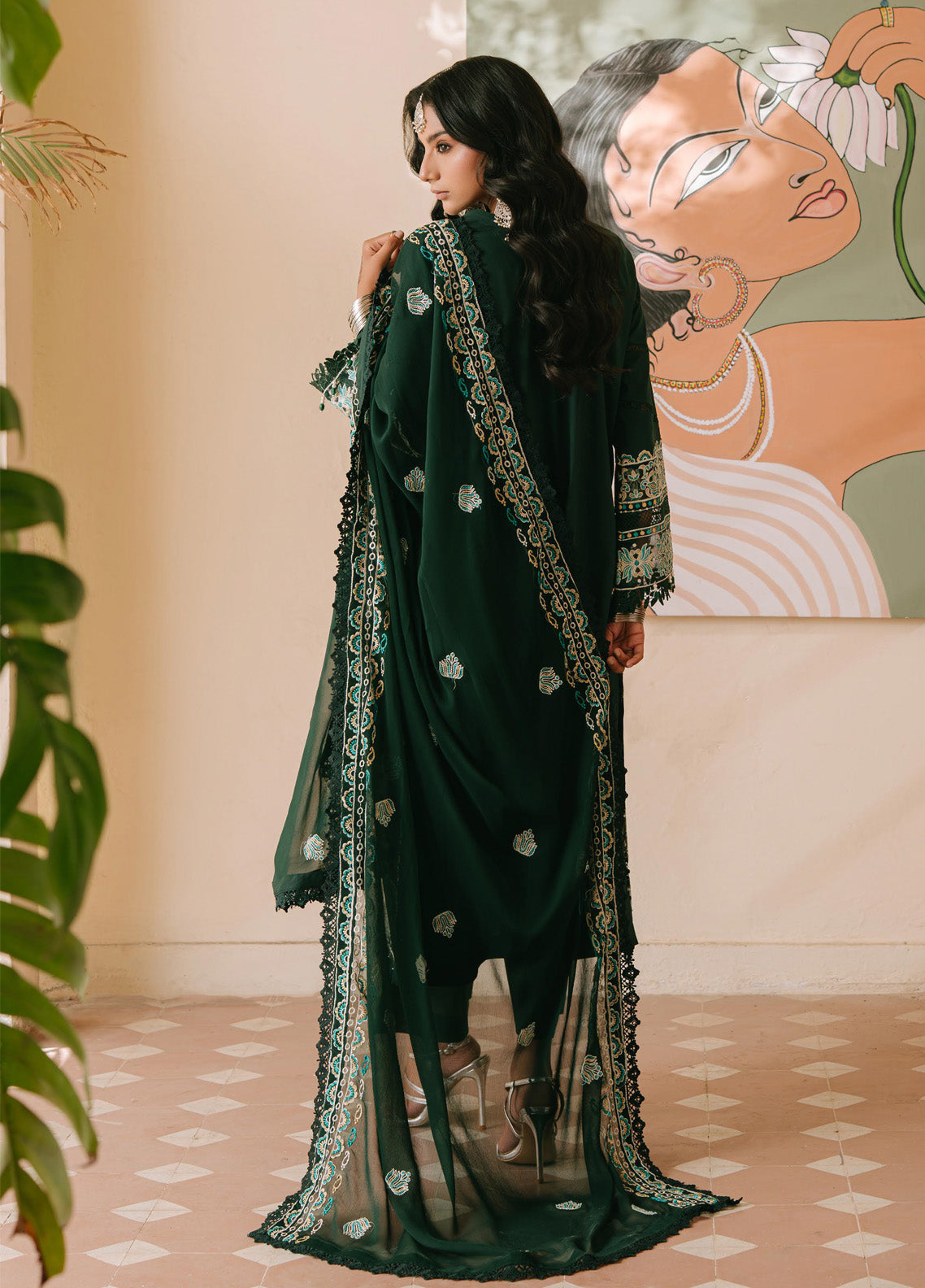 Shanaya By Mahnur Embroidered Lawn 3 Piece Unstitched Suit MN25SL D-SIYAHGUL Shanaya By Mahnur Embroidered Lawn 3 Piece Unstitched Suit MN25SL D-SIYAHGUL