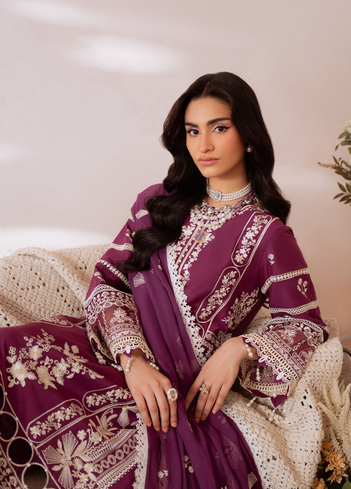 Shanaya By Mahnur Luxury Embroidered Lawn 3 Piece Unstitched Suit MN26SL D-SN-03 SHAMMEIN Shanaya By Mahnur Luxury Embroidered Lawn 3 Piece Unstitched Suit MN26SL D-SN-03 SHAMMEIN