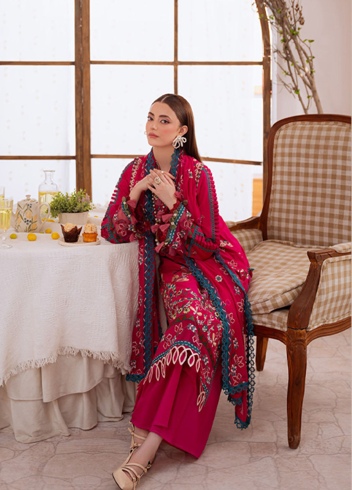 Shanaya By Mahnur Luxury Embroidered Lawn 3 Piece Unstitched Suit MN26SL D-SN-07 MUNARA Shanaya By Mahnur Luxury Embroidered Lawn 3 Piece Unstitched Suit MN26SL D-SN-07 MUNARA