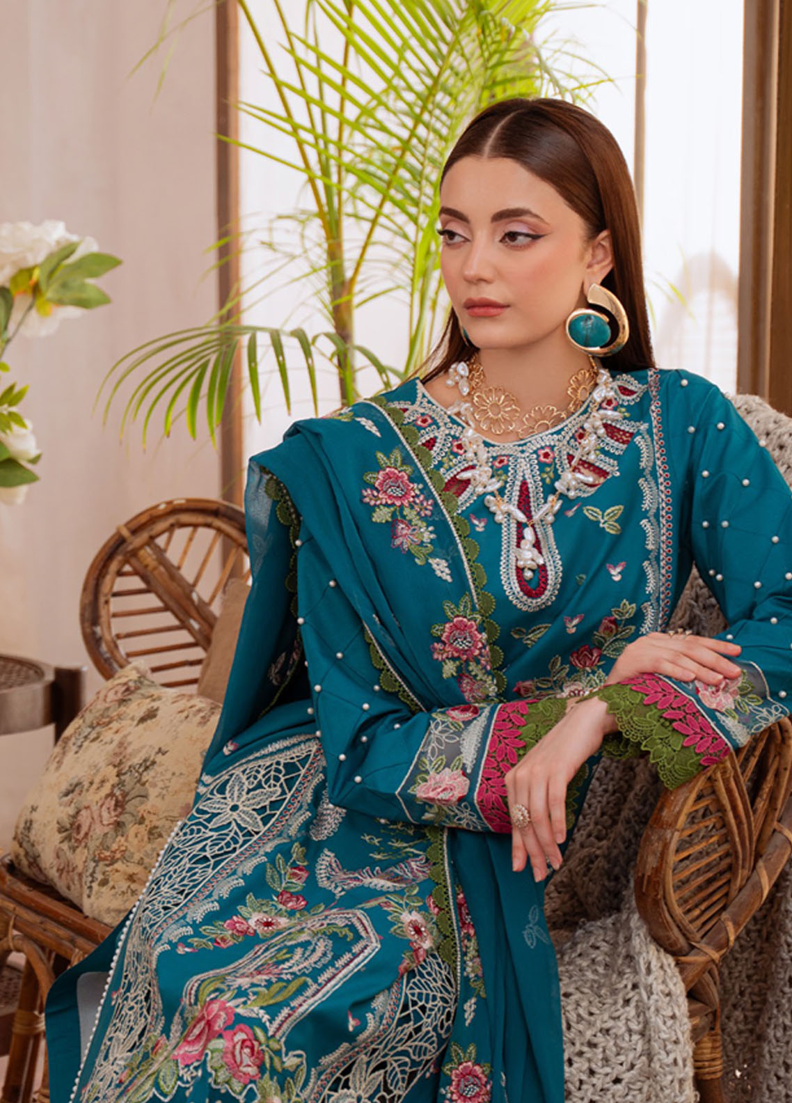 Shanaya By Mahnur Luxury Embroidered Lawn 3 Piece Unstitched Suit MN26SL D-SN-12 NURAYA Shanaya By Mahnur Luxury Embroidered Lawn 3 Piece Unstitched Suit MN26SL D-SN-12 NURAYA