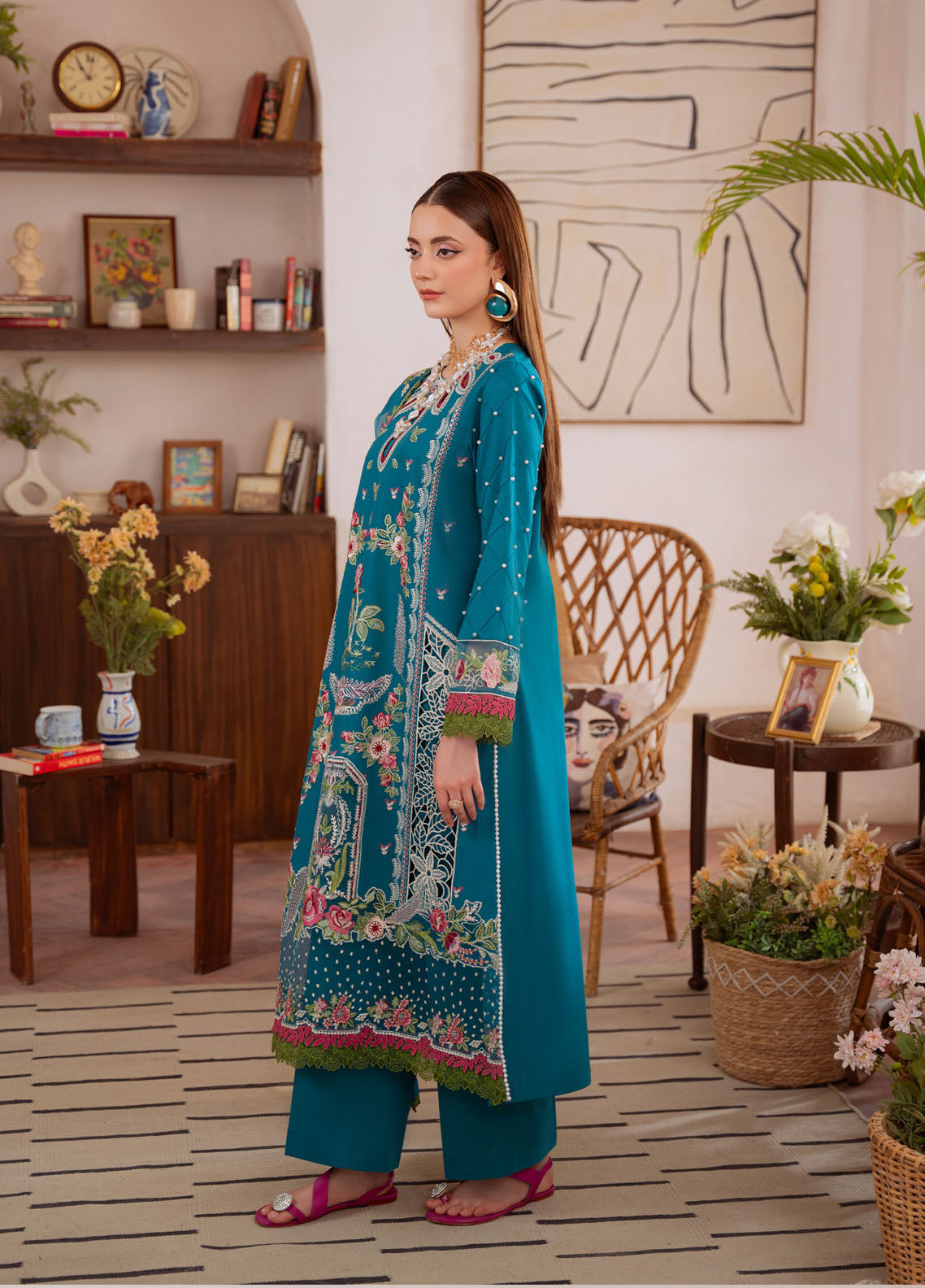 Shanaya By Mahnur Luxury Embroidered Lawn 3 Piece Unstitched Suit MN26SL D-SN-12 NURAYA Shanaya By Mahnur Luxury Embroidered Lawn 3 Piece Unstitched Suit MN26SL D-SN-12 NURAYA