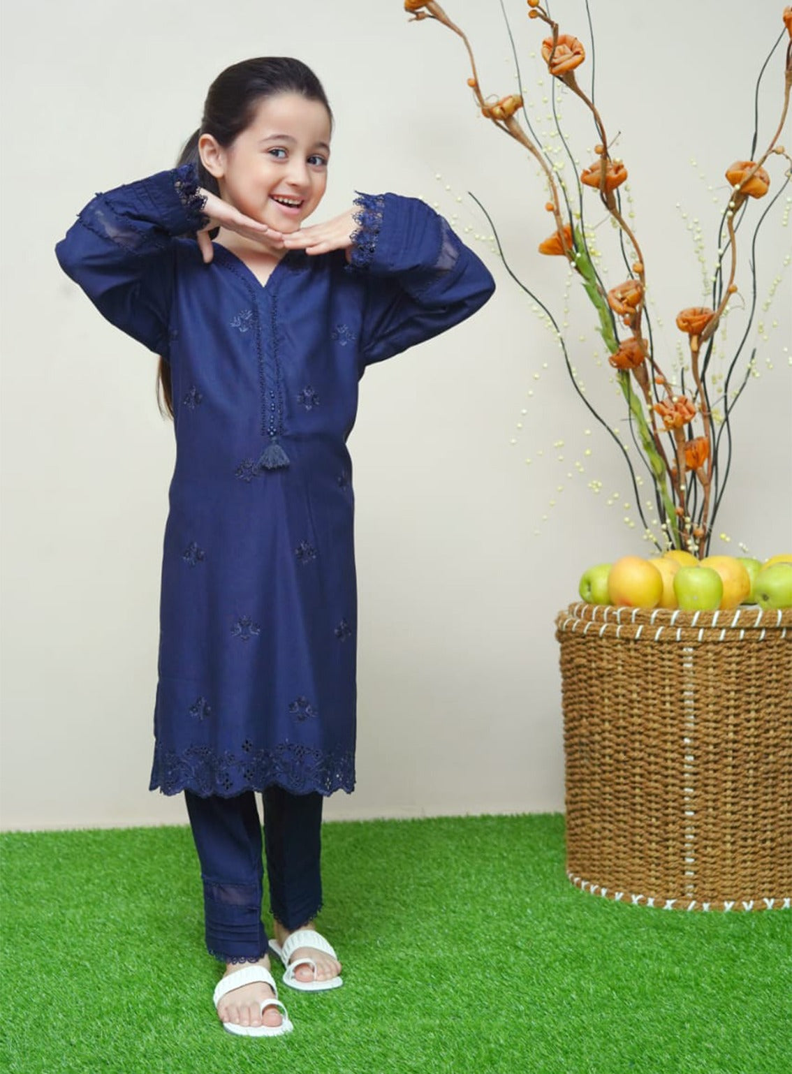 Shanzey Chikankari Embroidered Karandi 2 Piece Girls Stitched Suit S24C2P SHK-WK18 Shanzey Chikankari Embroidered Karandi 2 Piece Girls Stitched Suit S24C2P SHK-WK18
