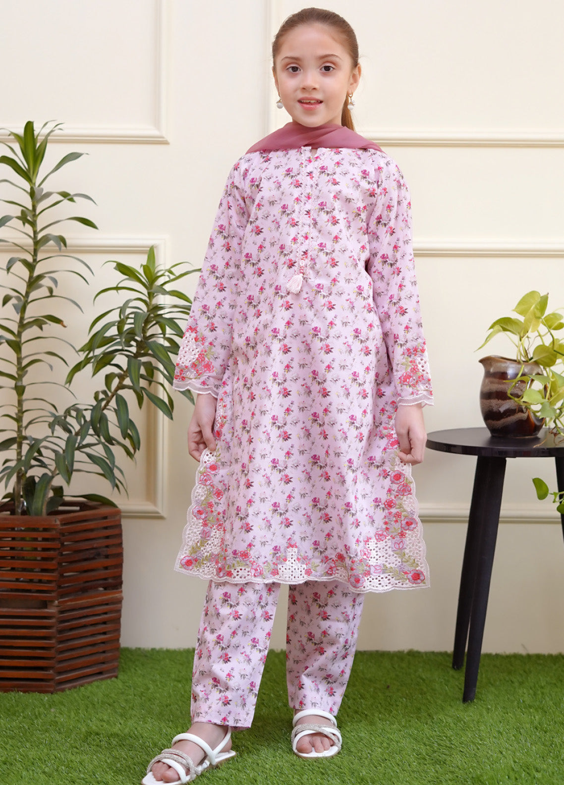 Shanzey Embroidered Lawn 3 Piece Girls Stitched Suit S24SCW SHK-3702 Shanzey Embroidered Lawn 3 Piece Girls Stitched Suit S24SCW SHK-3702