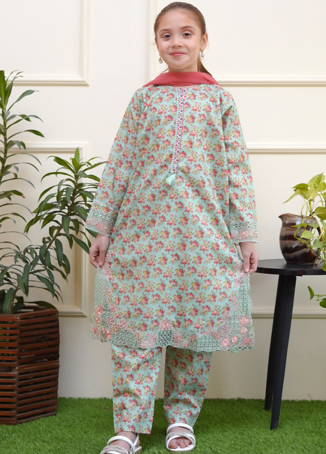 Shanzey Embroidered Lawn 3 Piece Girls Stitched Suit S24SCW SHK-3704 Shanzey Embroidered Lawn 3 Piece Girls Stitched Suit S24SCW SHK-3704