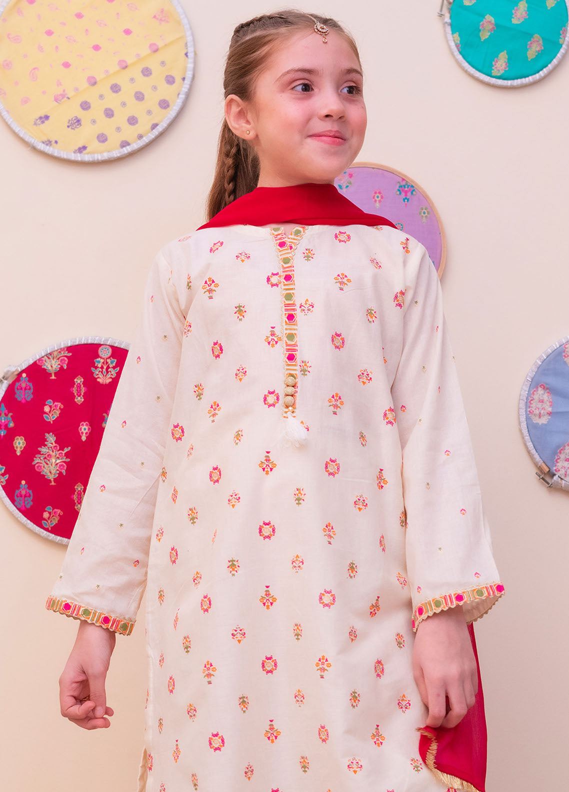 Shanzey Printed Cotton Cambric Stitched 3 Piece Suit For Girls S25GPC SHK-4901 Shanzey Printed Cotton Cambric Stitched 3 Piece Suit For Girls S25GPC SHK-4901