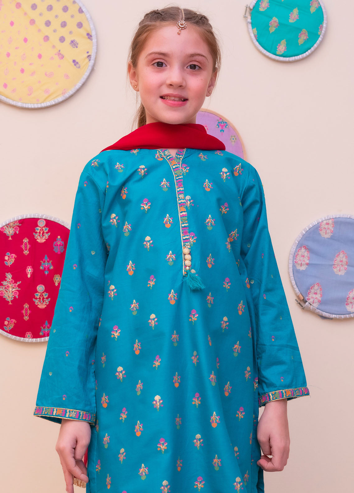 Shanzey Printed Cotton Cambric Stitched 3 Piece Suit For Girls S25GPC SHK-4905 Shanzey Printed Cotton Cambric Stitched 3 Piece Suit For Girls S25GPC SHK-4905