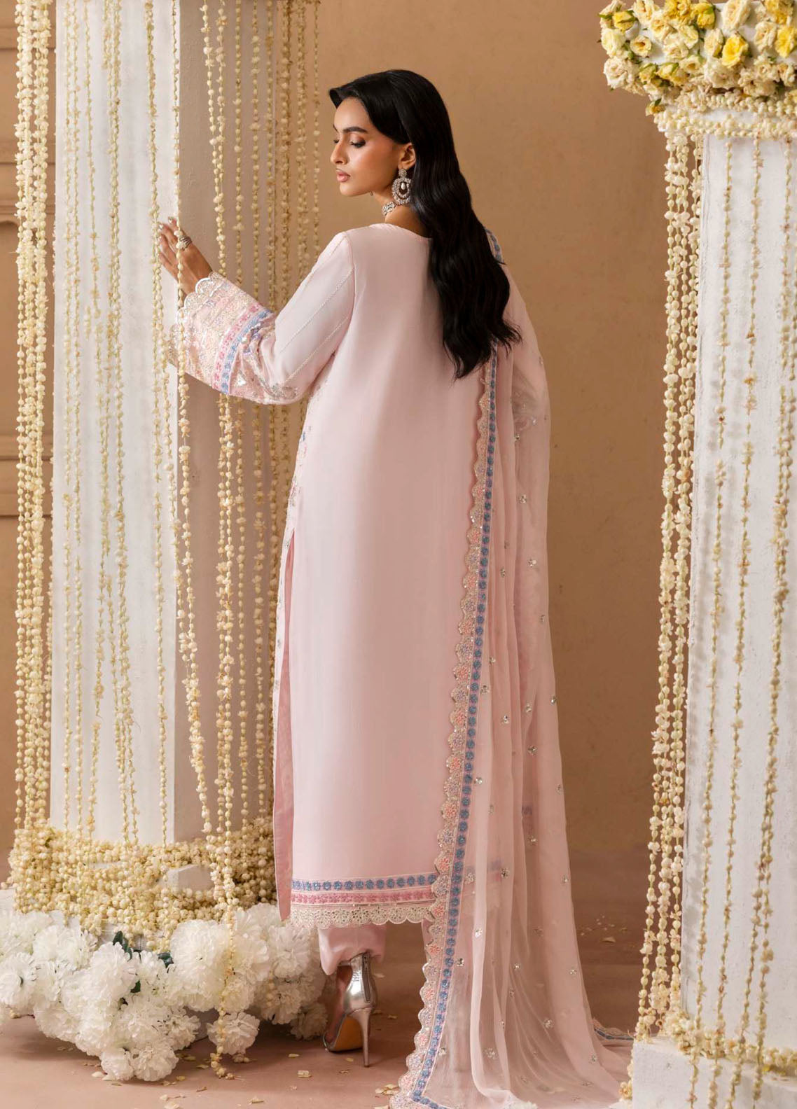 Sheherzadi By Emaan Adeel Formals Embroidered Chiffon 3 Piece Unstitched Suit EA25SCF D-GULREZ Sheherzadi By Emaan Adeel Formals Embroidered Chiffon 3 Piece Unstitched Suit EA25SCF D-GULREZ