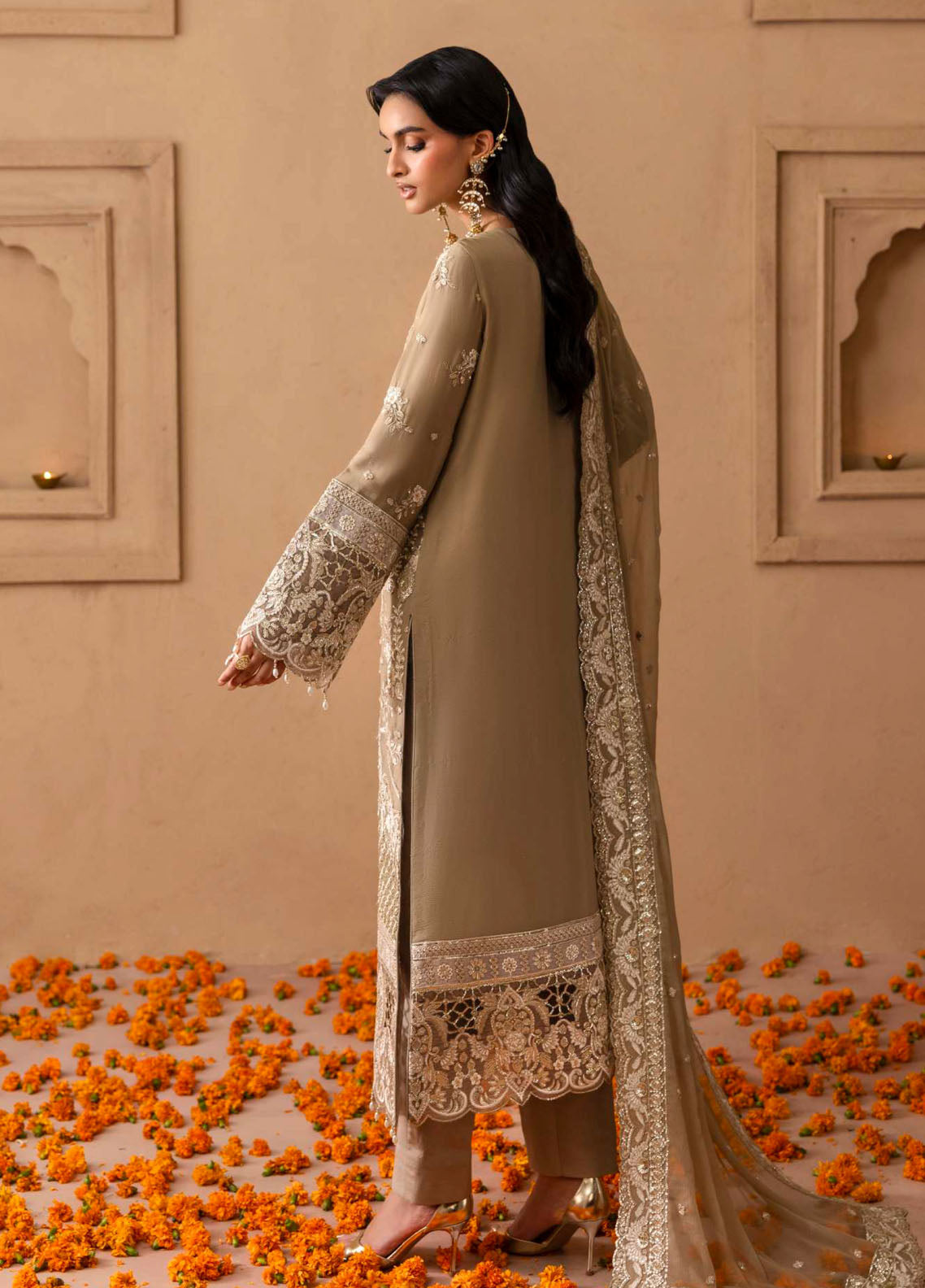 Sheherzadi By Emaan Adeel Formals Embroidered Chiffon 3 Piece Unstitched Suit EA25SCF D-ULFAT Sheherzadi By Emaan Adeel Formals Embroidered Chiffon 3 Piece Unstitched Suit EA25SCF D-ULFAT